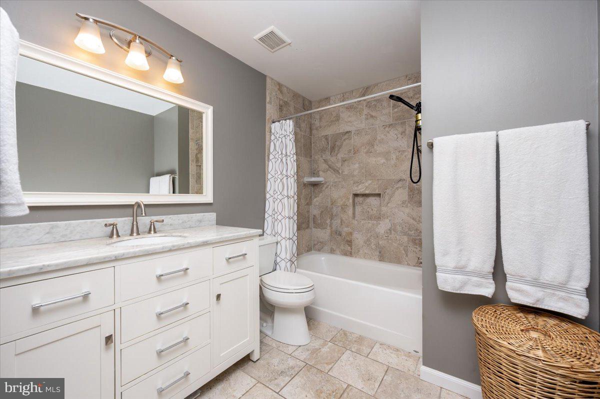 BAYVIEW ESTATES - Residential