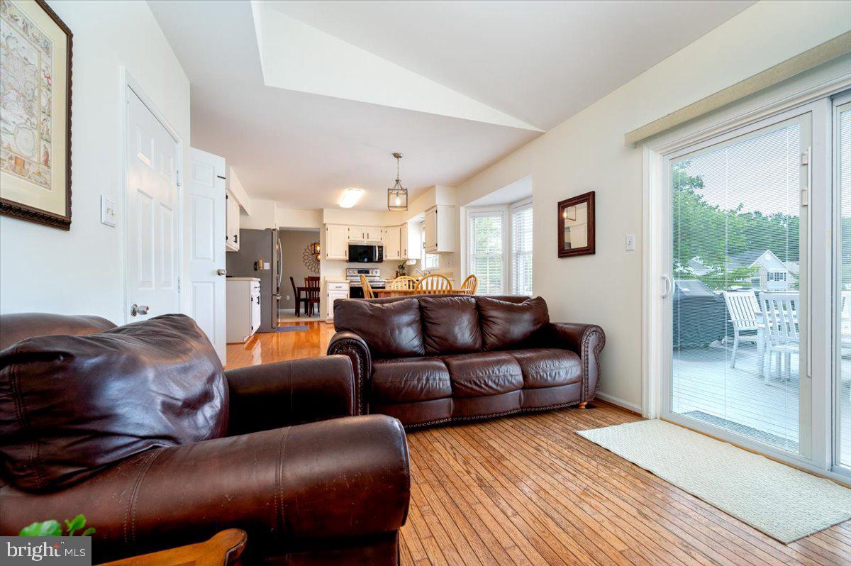 BAYVIEW ESTATES - Residential