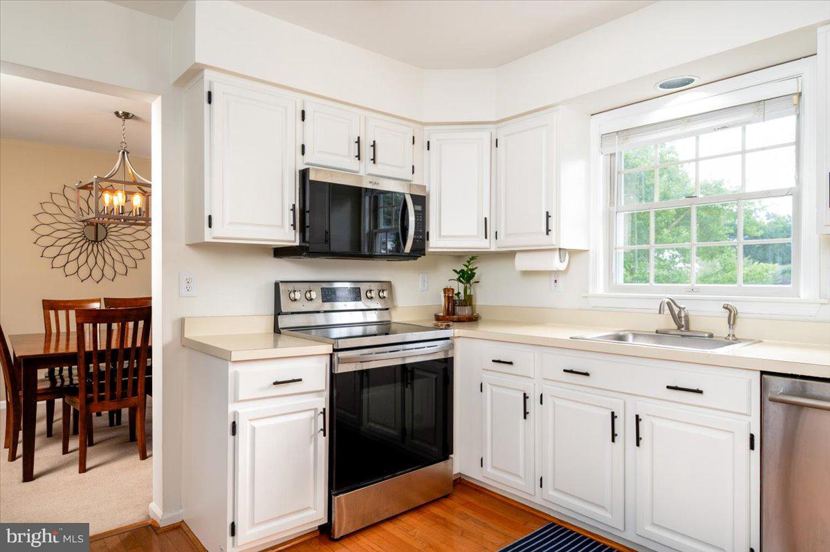 BAYVIEW ESTATES - Residential