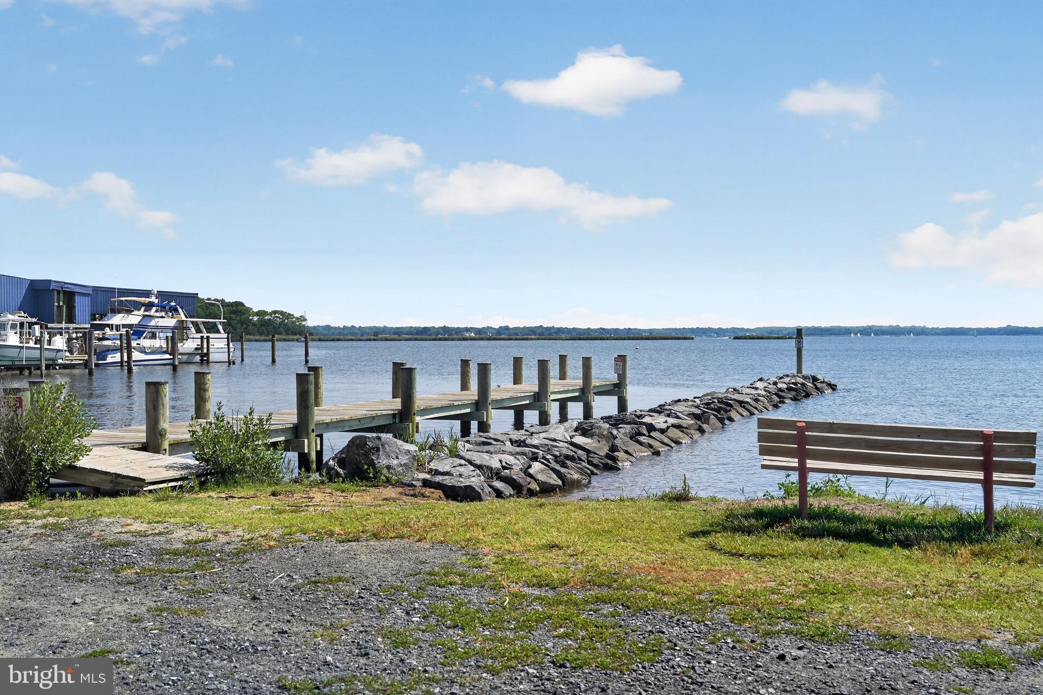 SELBY ON THE BAY - Residential