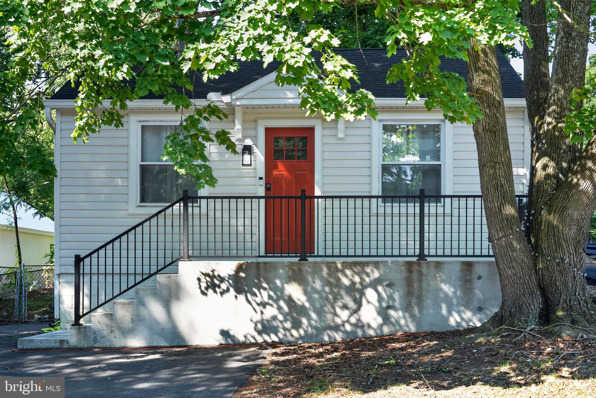 SELBY ON THE BAY - Residential