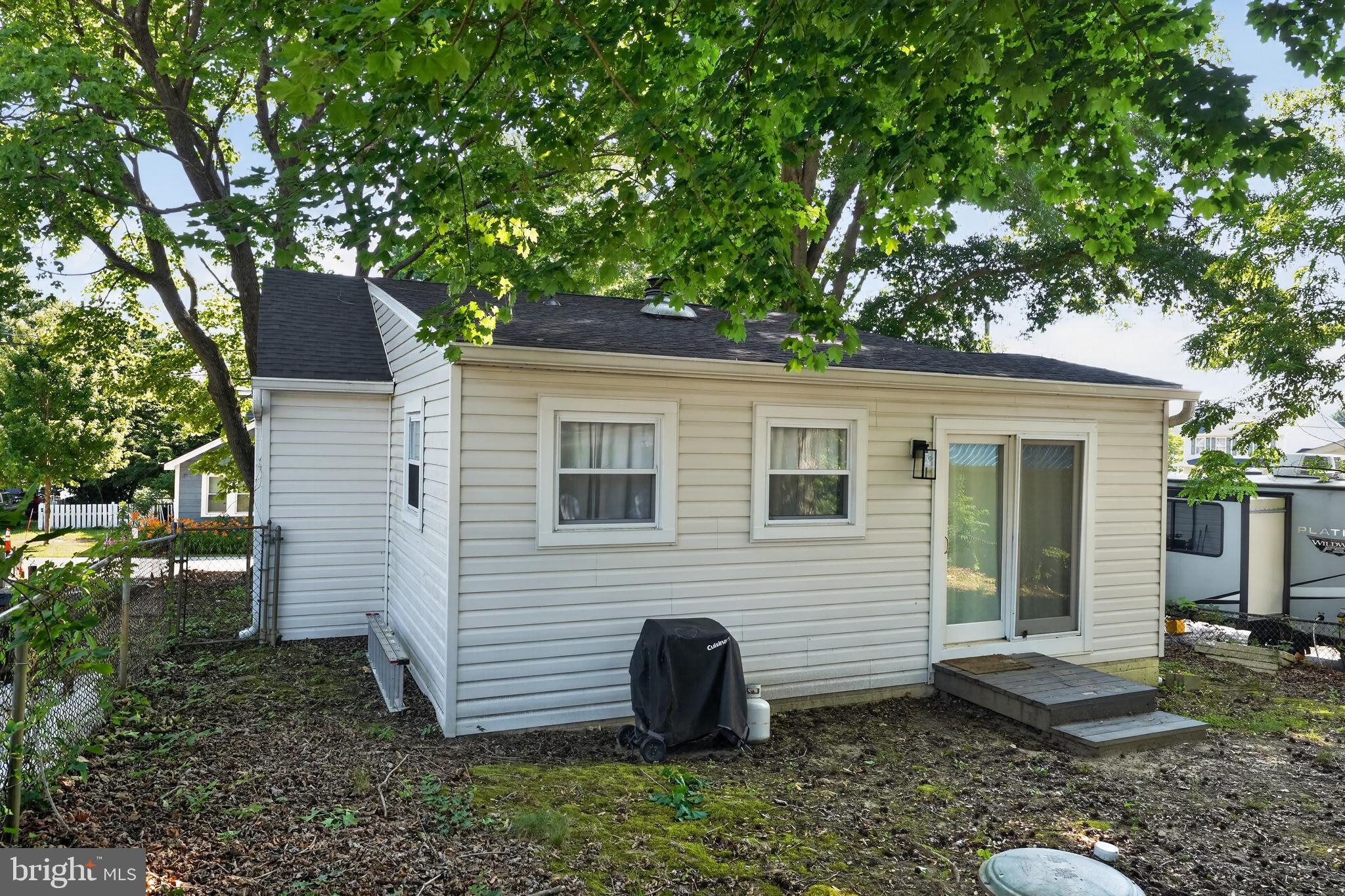 SELBY ON THE BAY - Residential