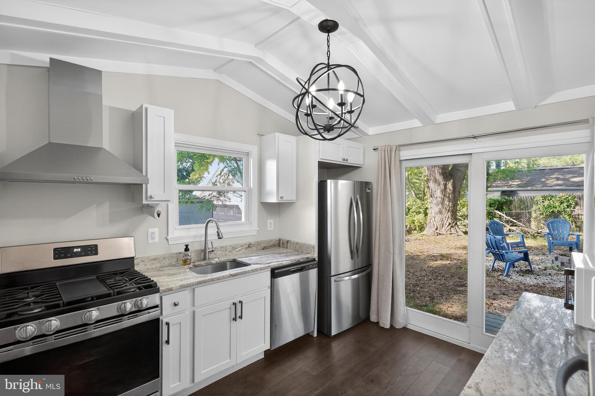 SELBY ON THE BAY - Residential