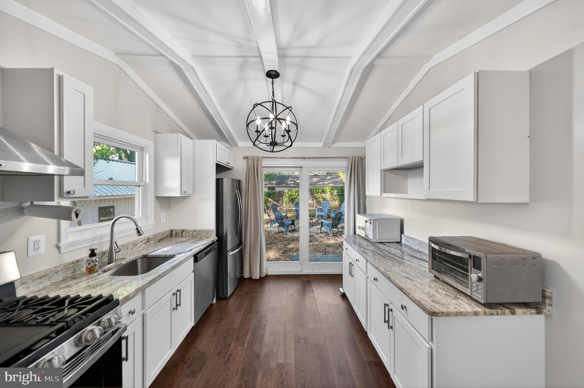 SELBY ON THE BAY - Residential