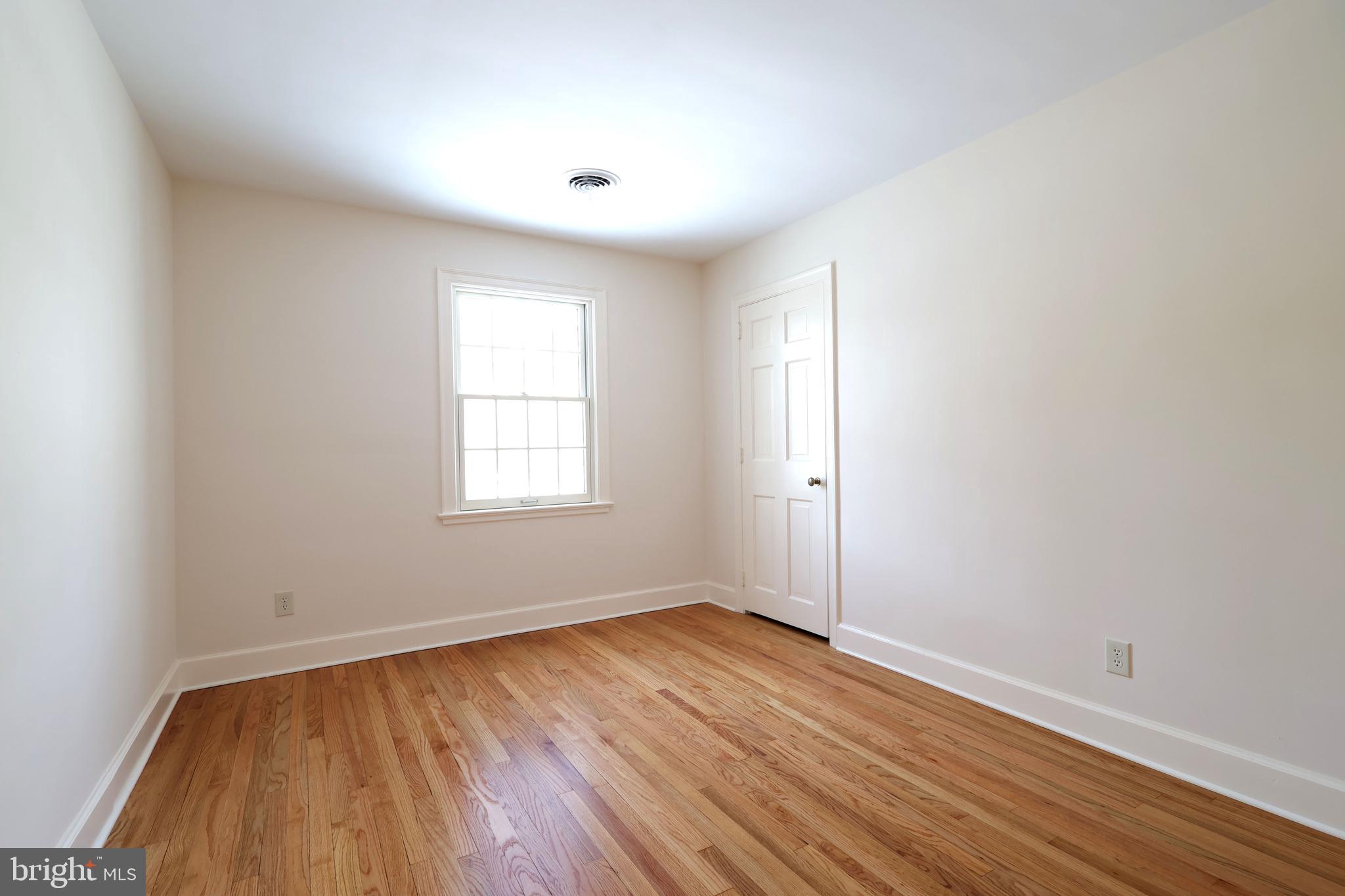 COLLEGE HEIGHTS - Residential