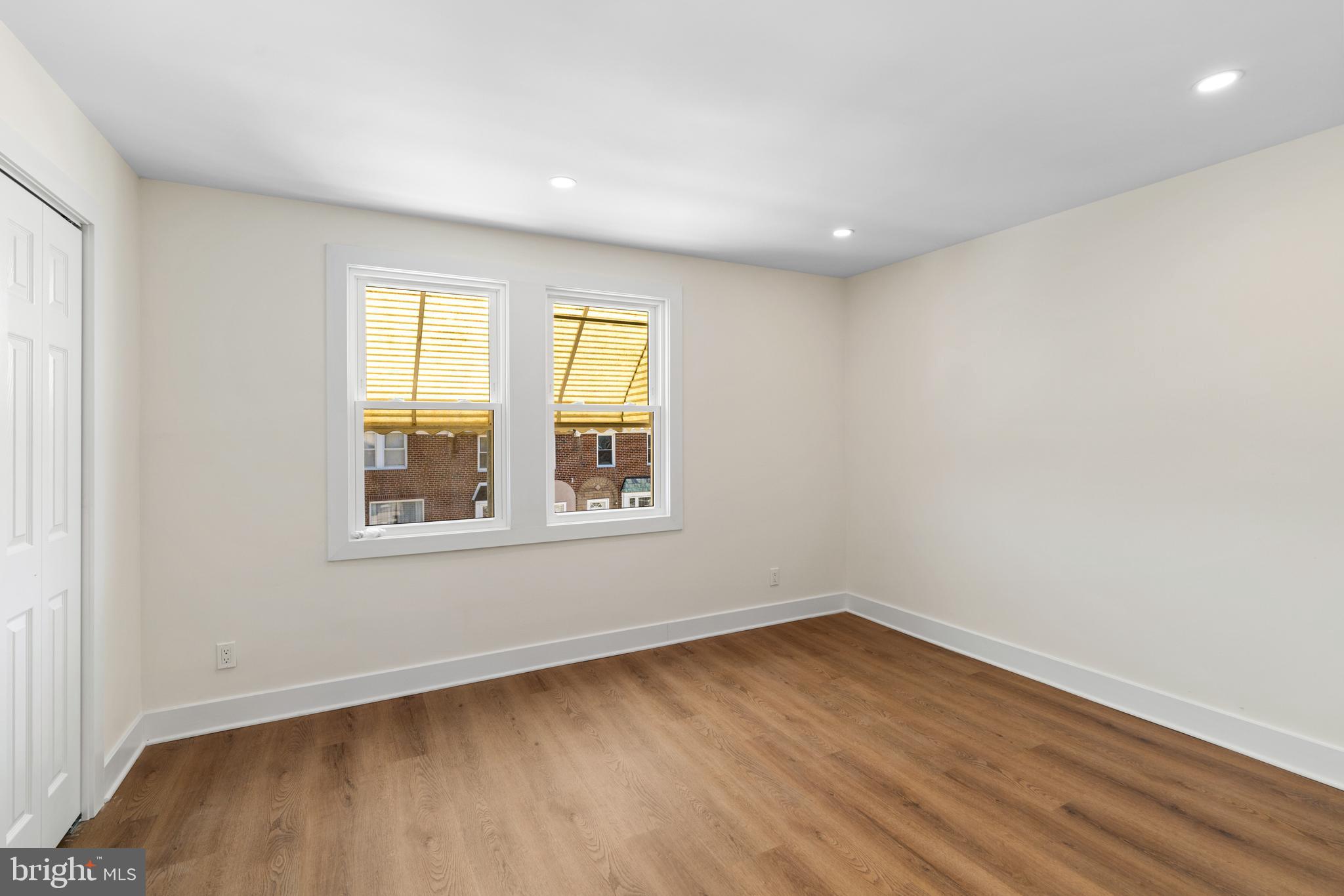 MAYFAIR - Residential