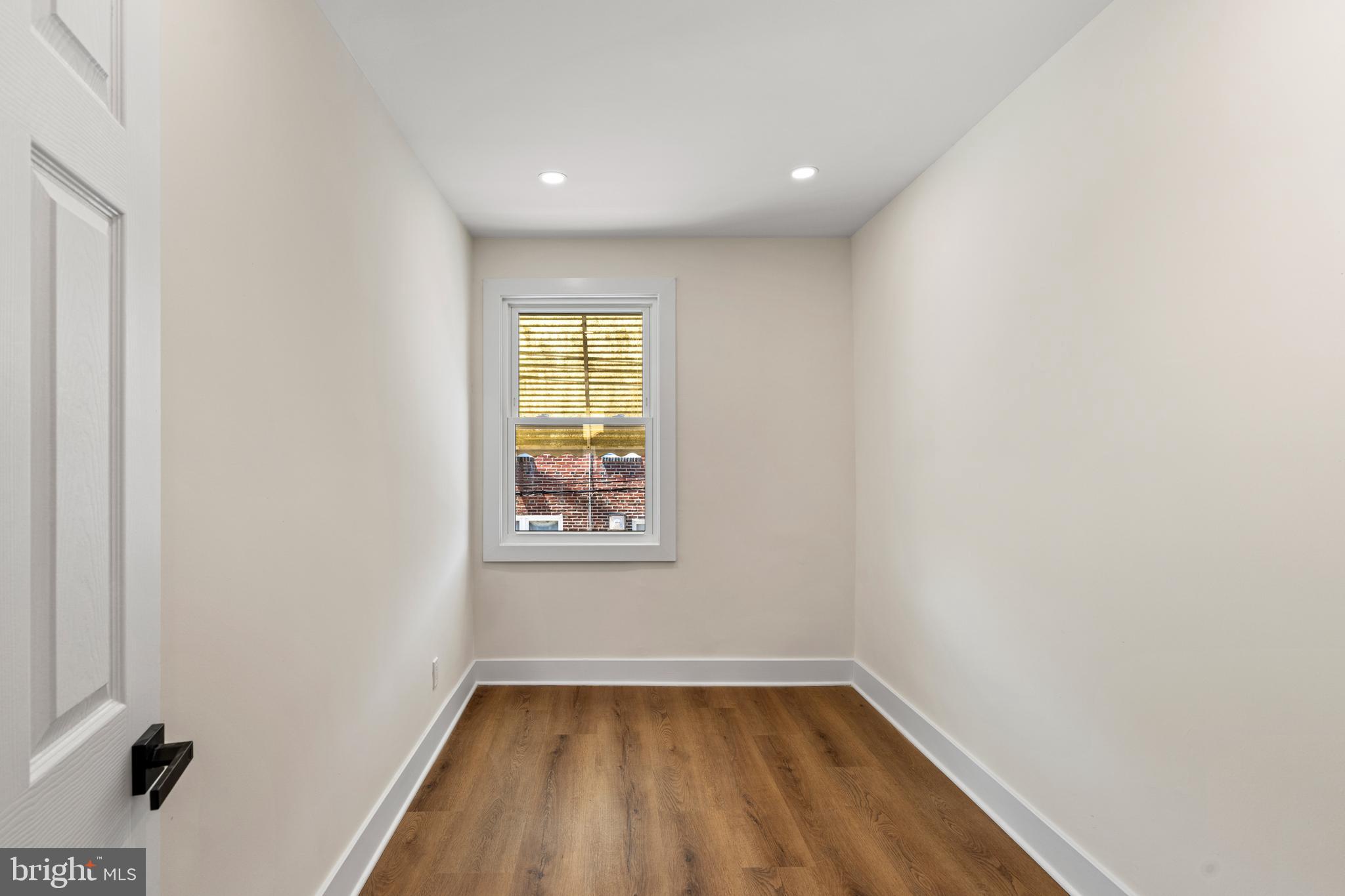 MAYFAIR - Residential