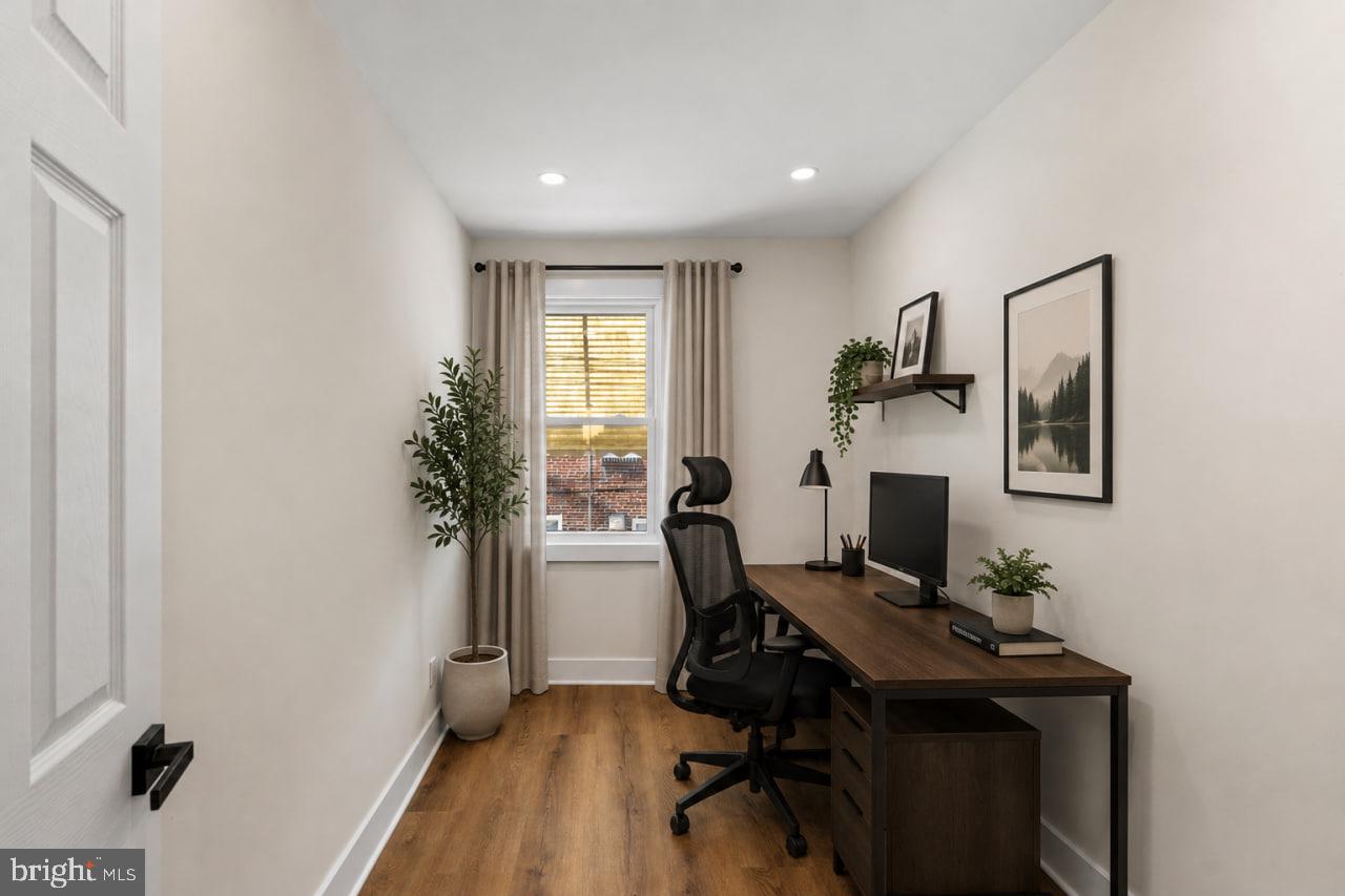 MAYFAIR - Residential