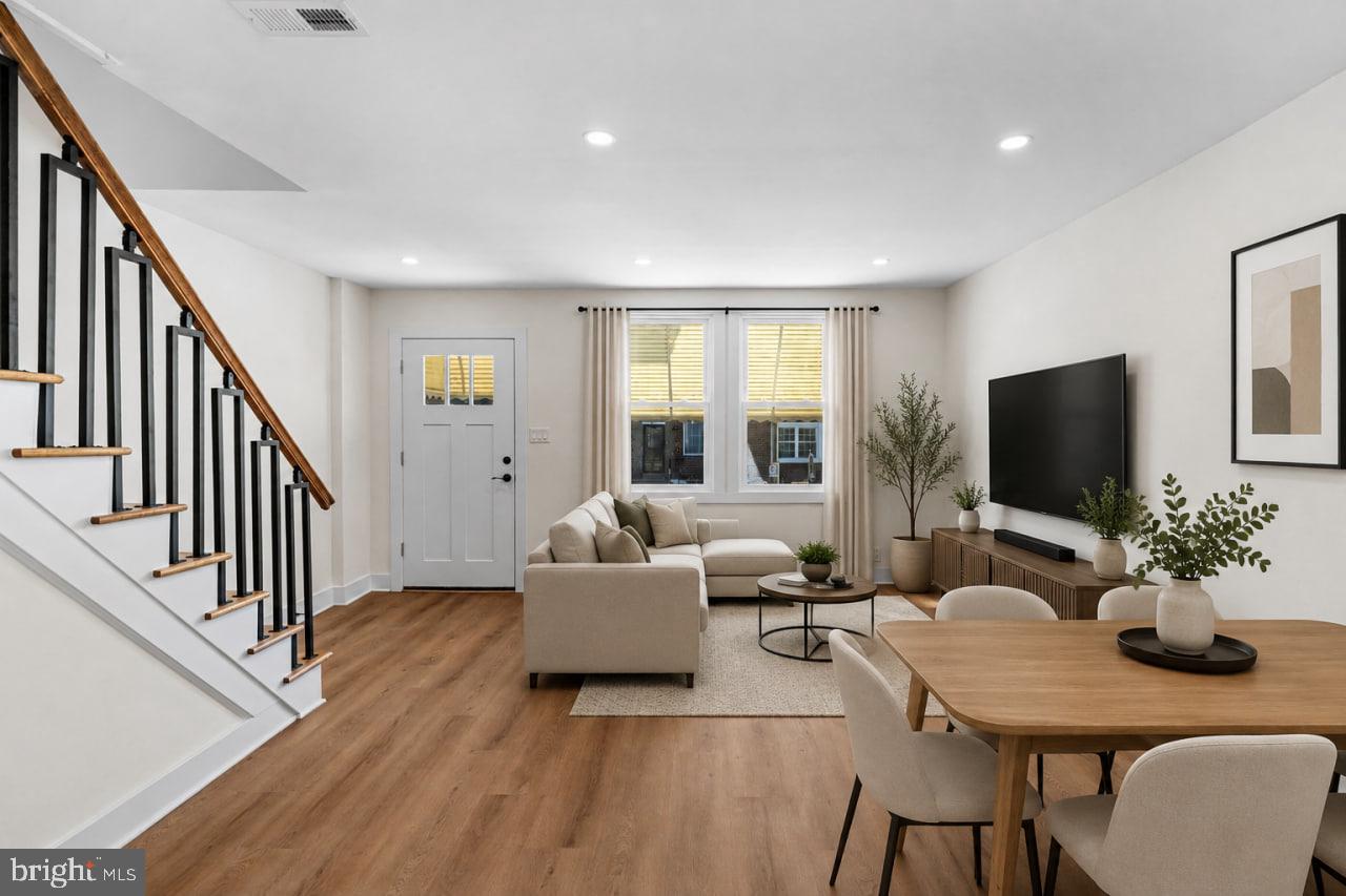 MAYFAIR - Residential