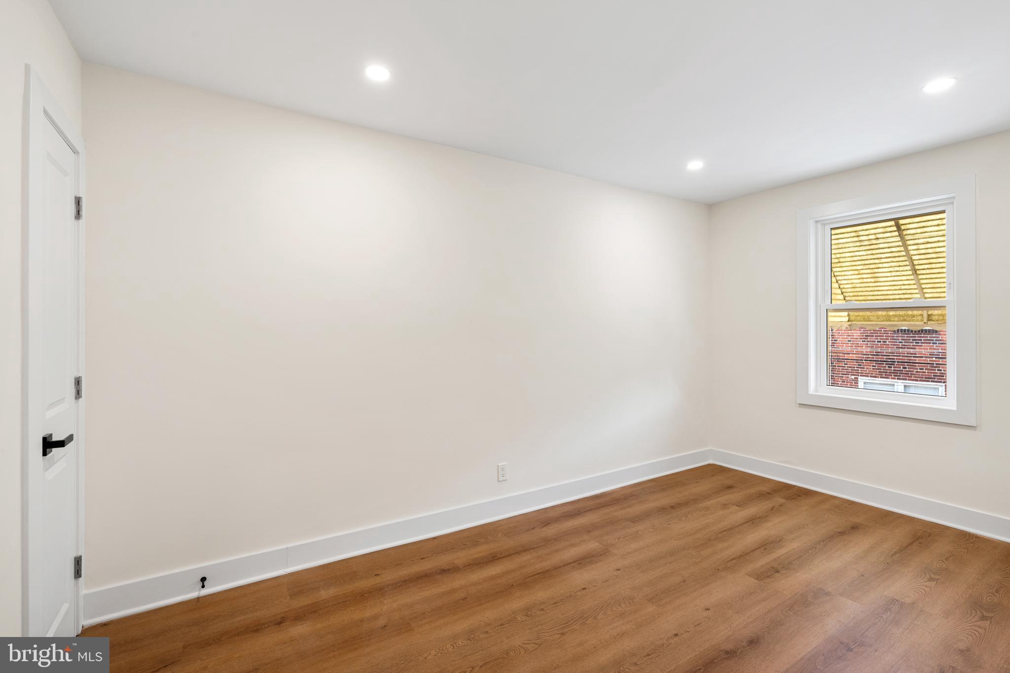 MAYFAIR - Residential