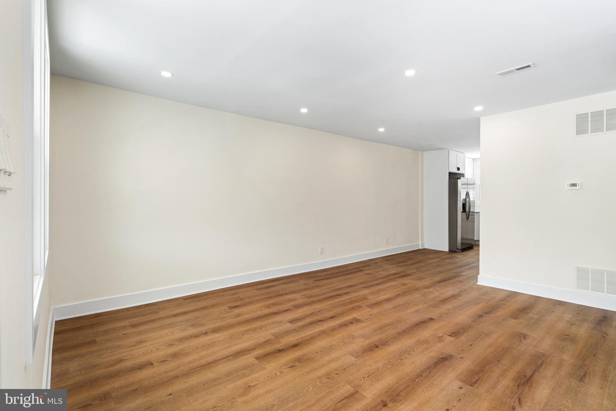 MAYFAIR - Residential