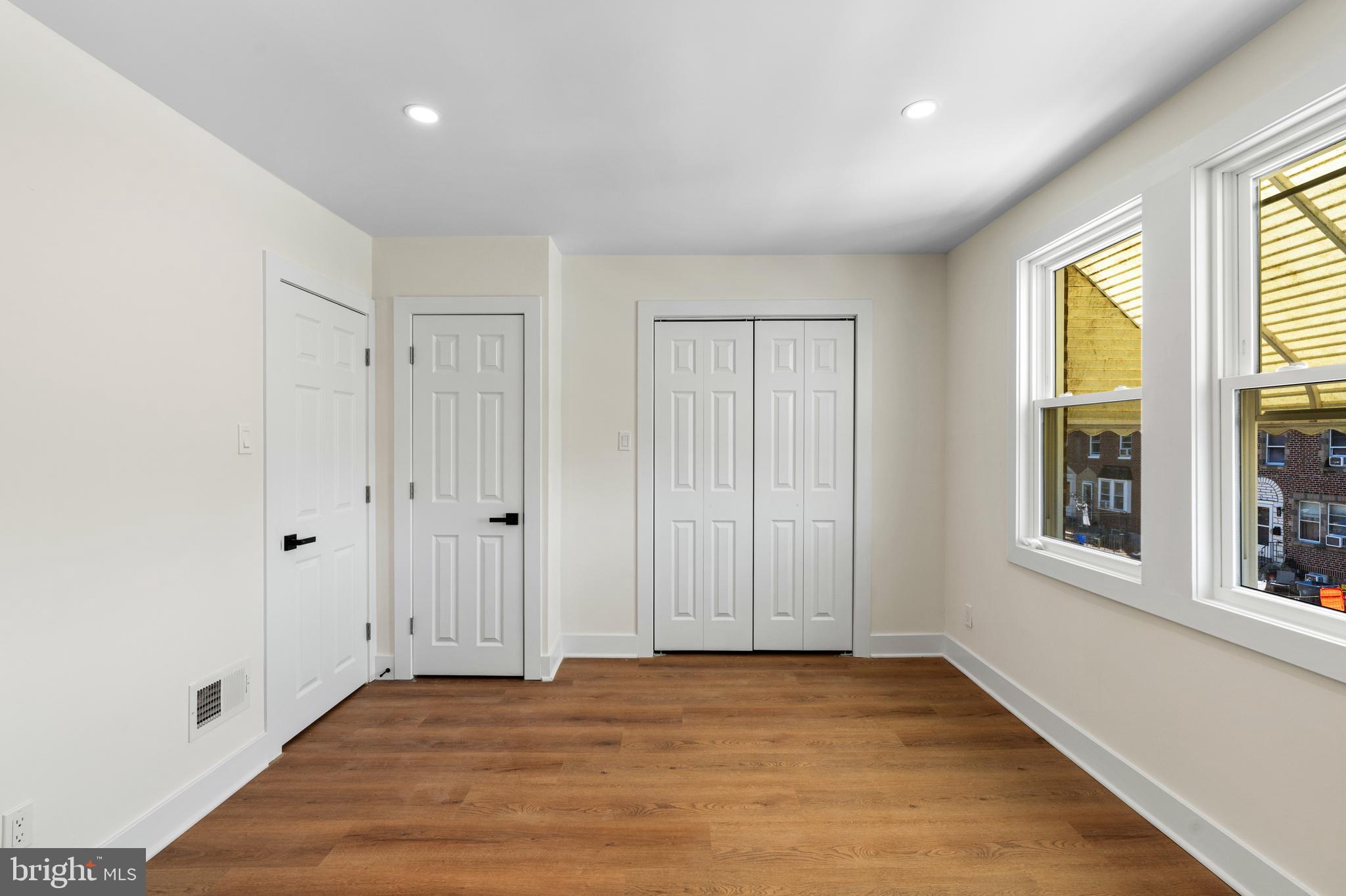 MAYFAIR - Residential
