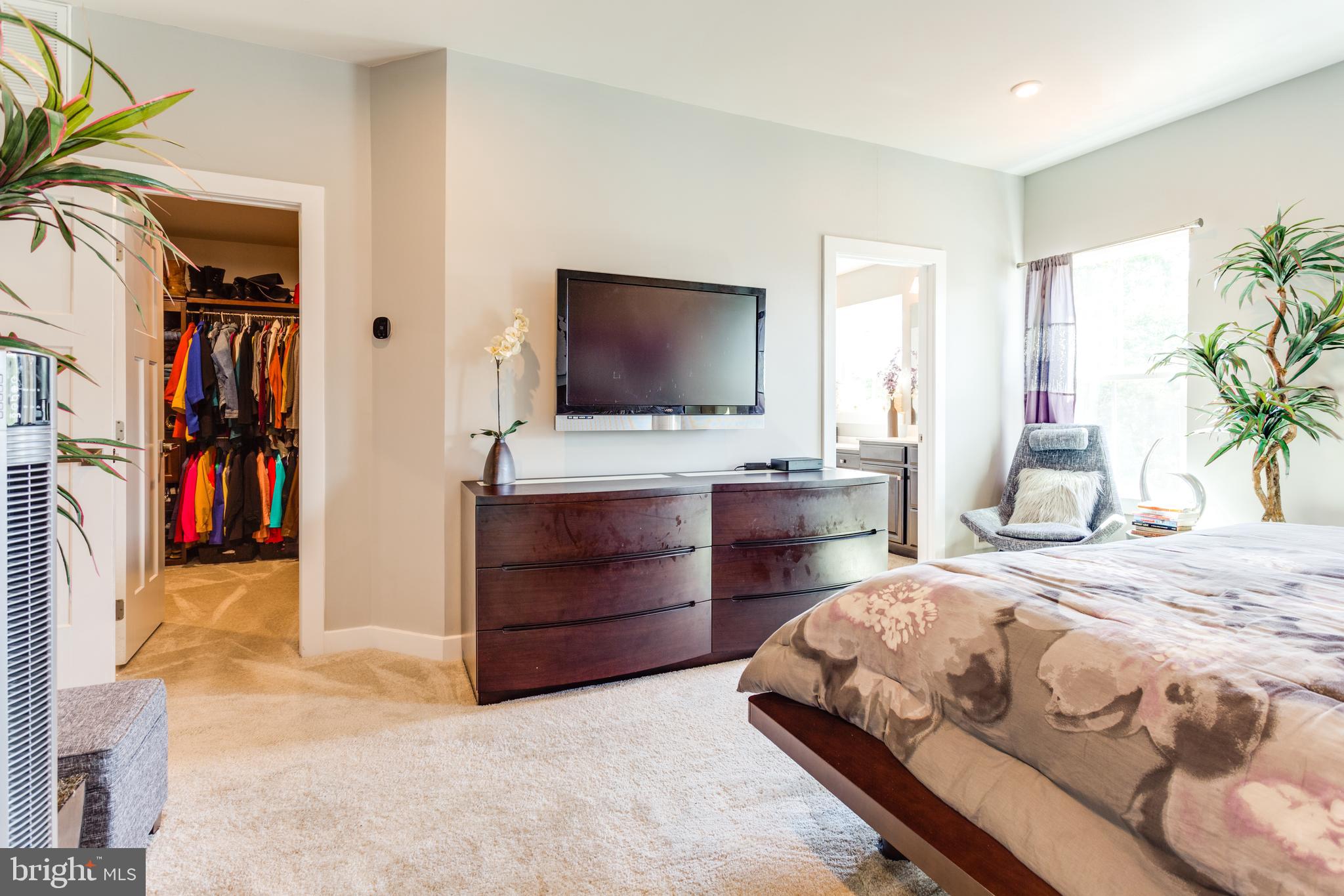 ST CHARLES SUB - Residential Lease