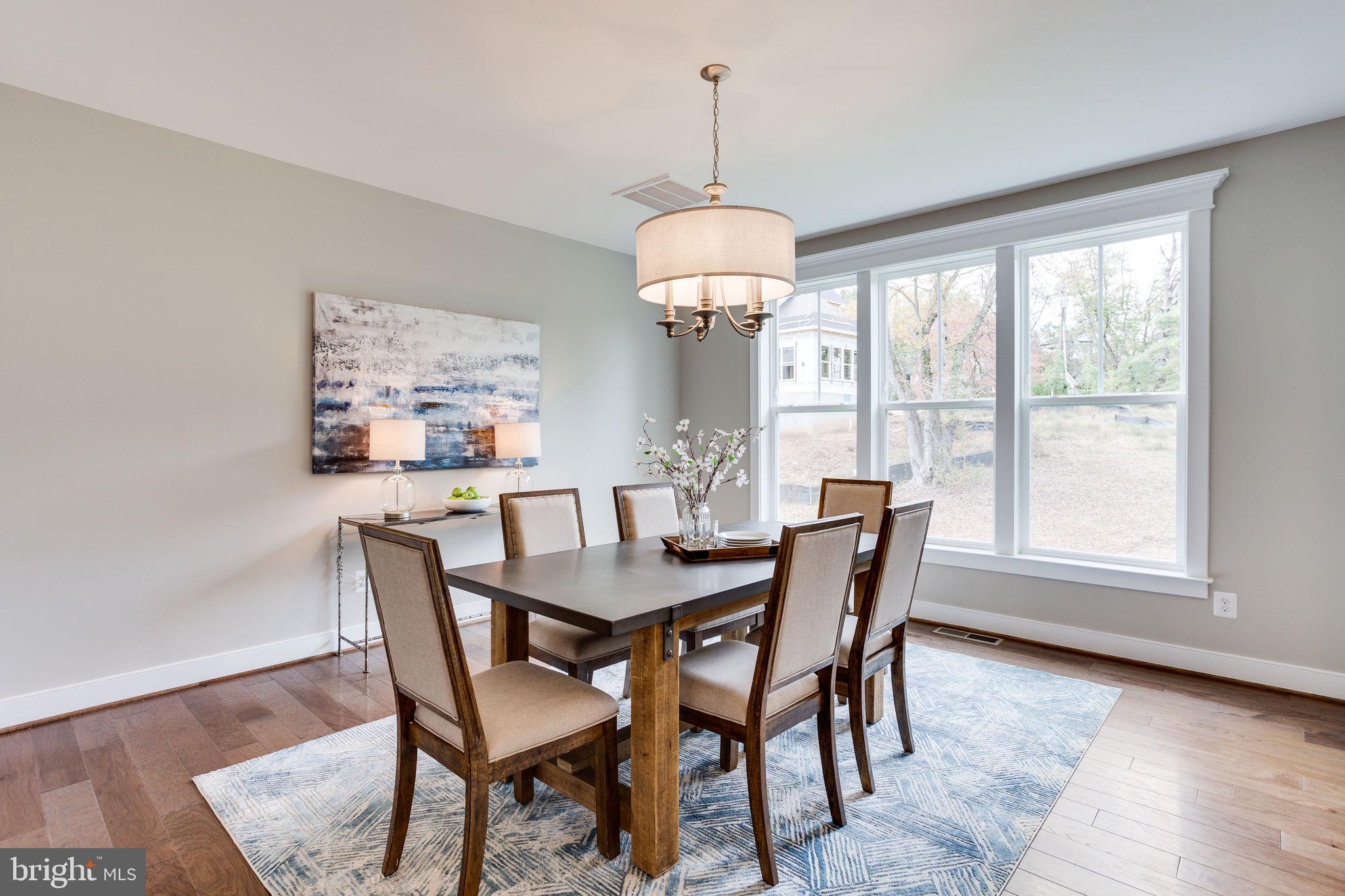 BROYHILL GLEN GARY PARK - Residential