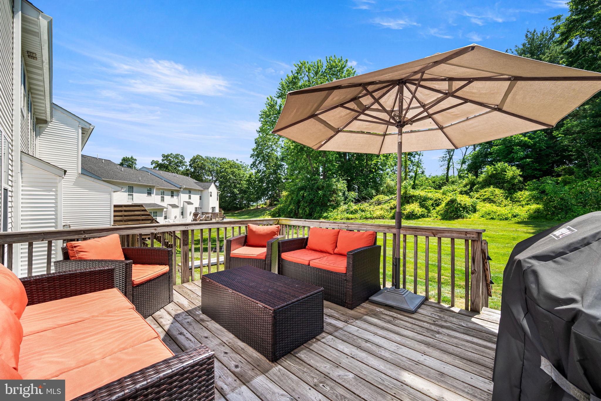 LINFIELD KNOLL - Residential
