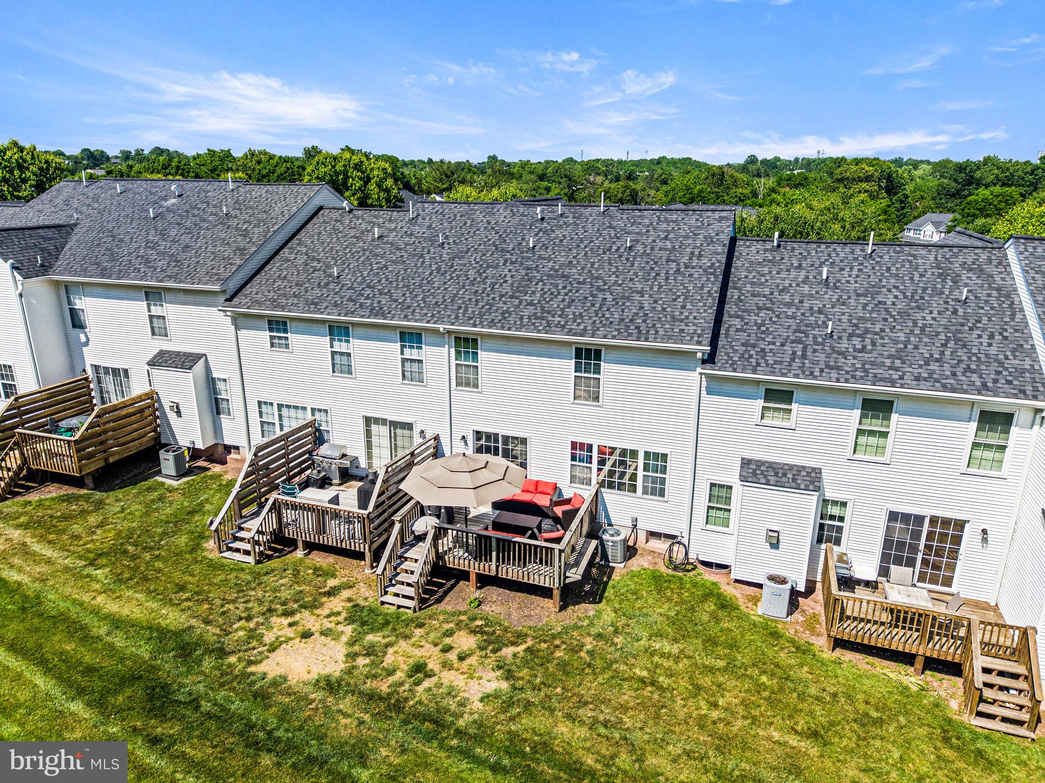 LINFIELD KNOLL - Residential