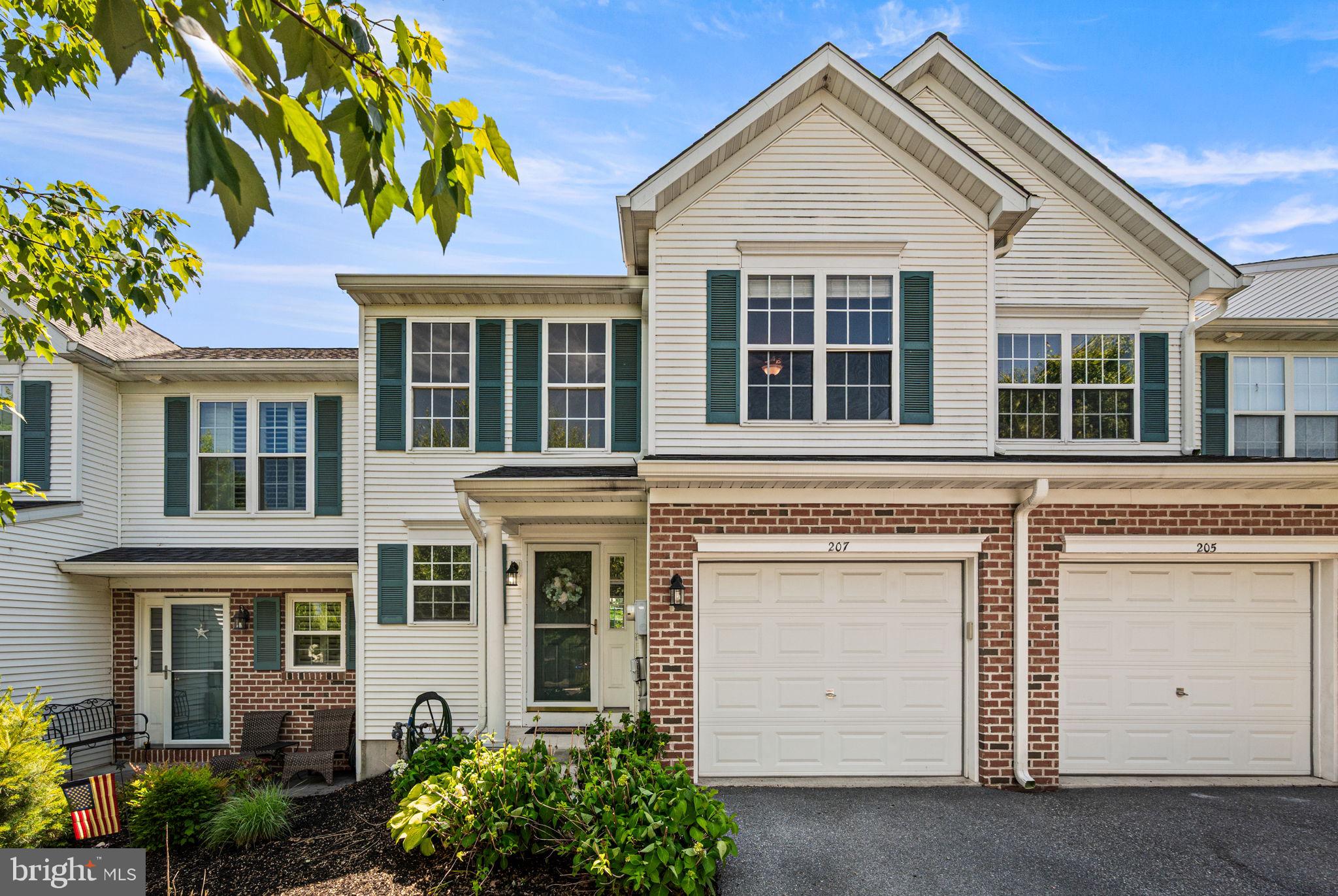 LINFIELD KNOLL - Residential