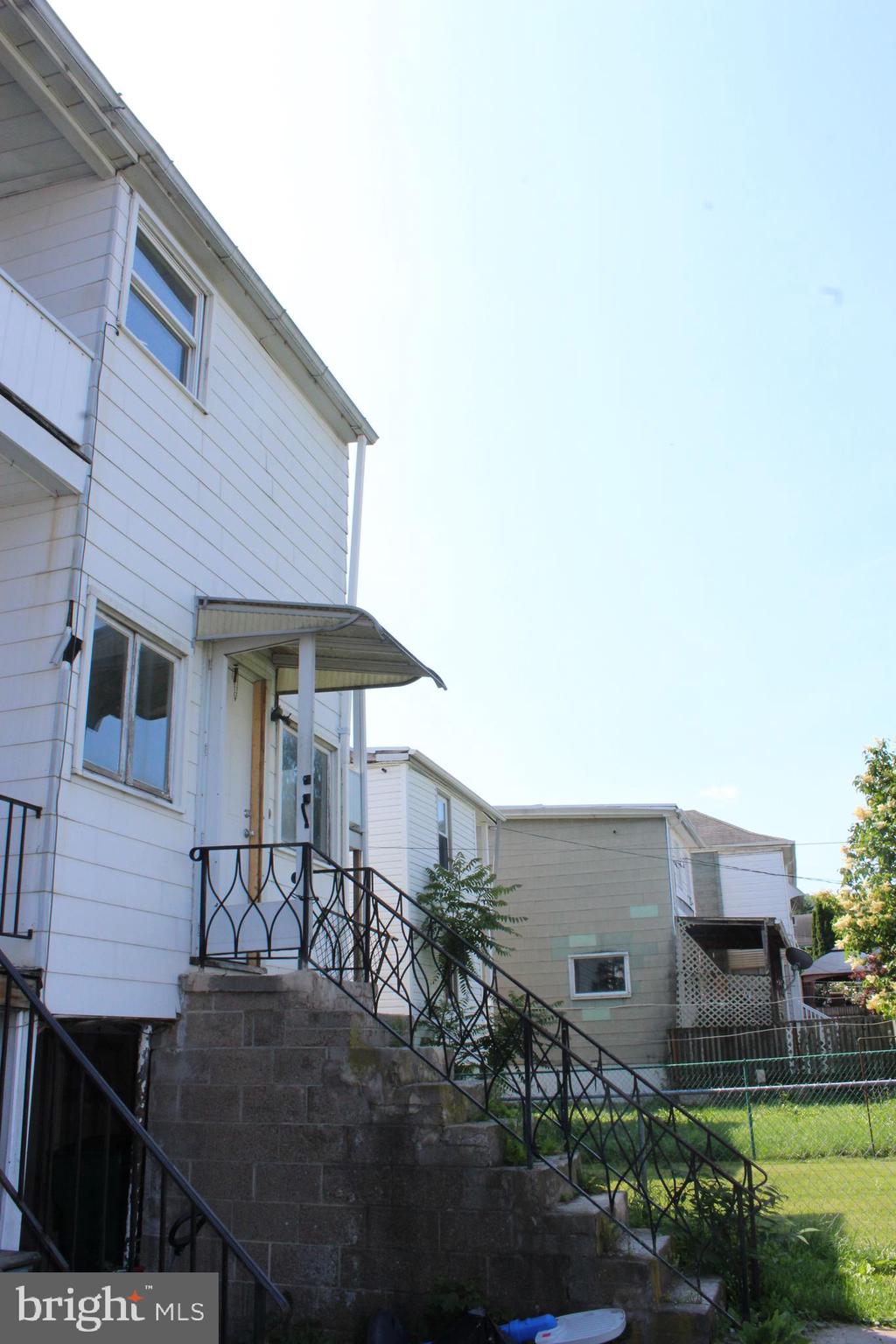 MOUNT CARMEL - Residential