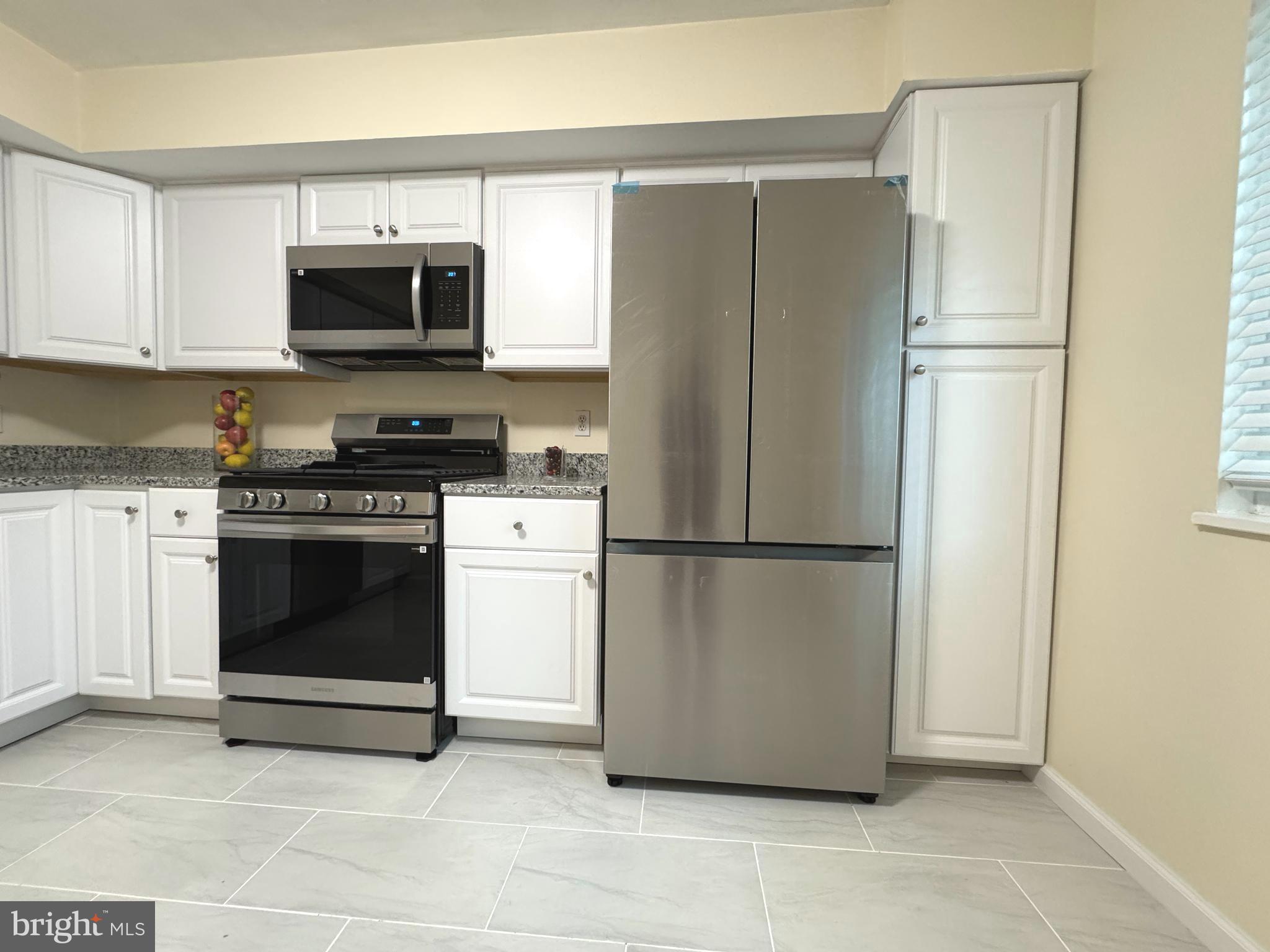 NEW MARK COMMONS - Residential