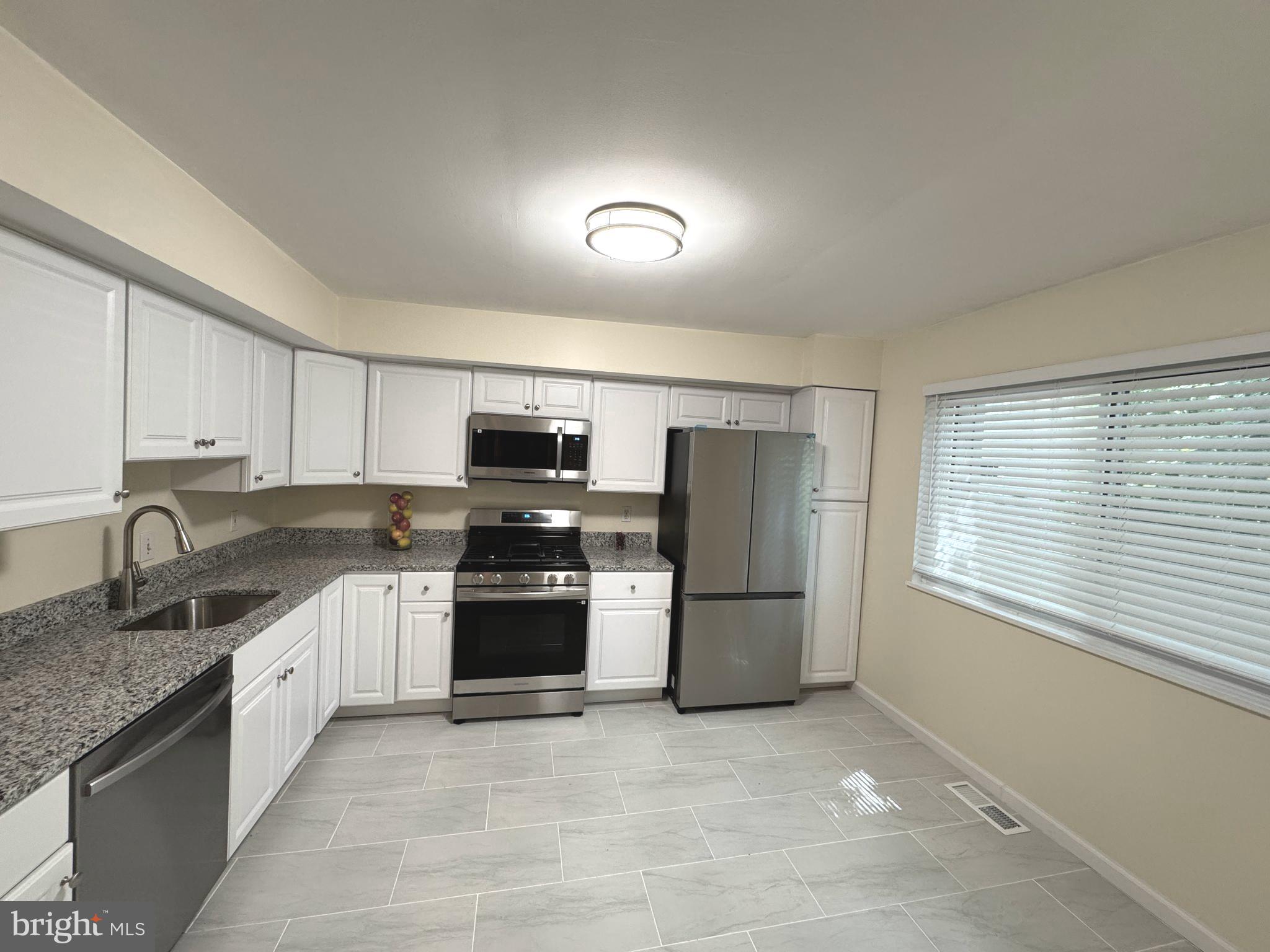 NEW MARK COMMONS - Residential