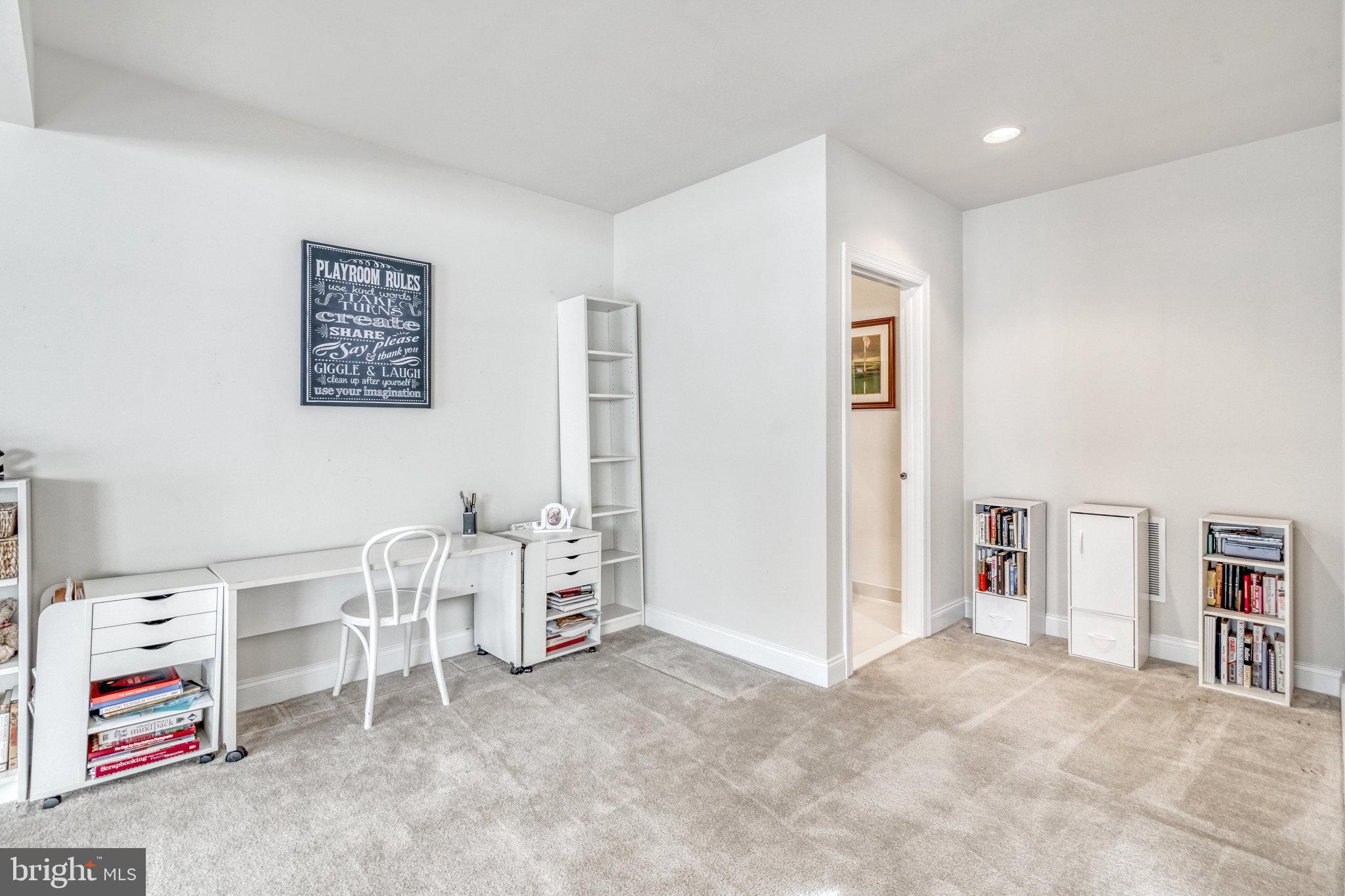 REGENCY AT DOMINION VALLEY - Residential