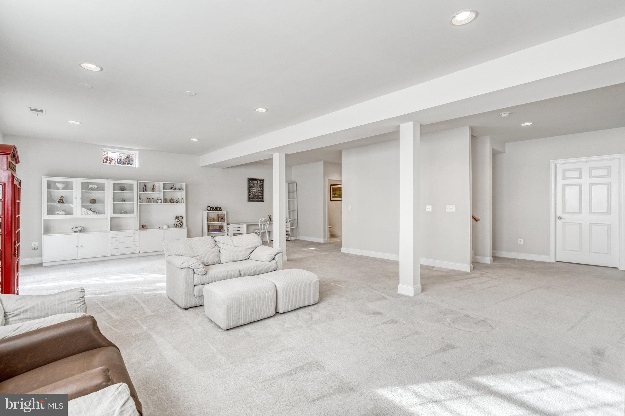 REGENCY AT DOMINION VALLEY - Residential