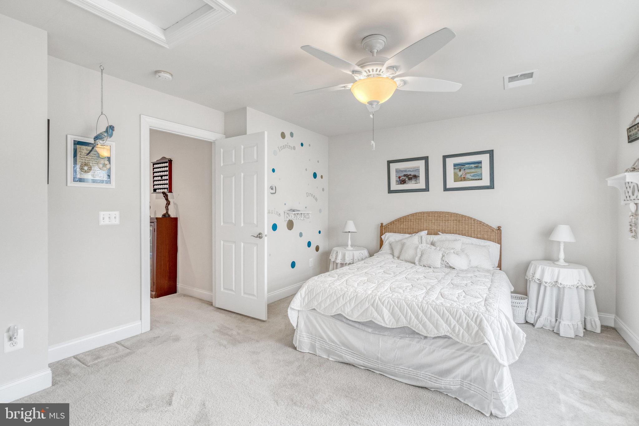 REGENCY AT DOMINION VALLEY - Residential