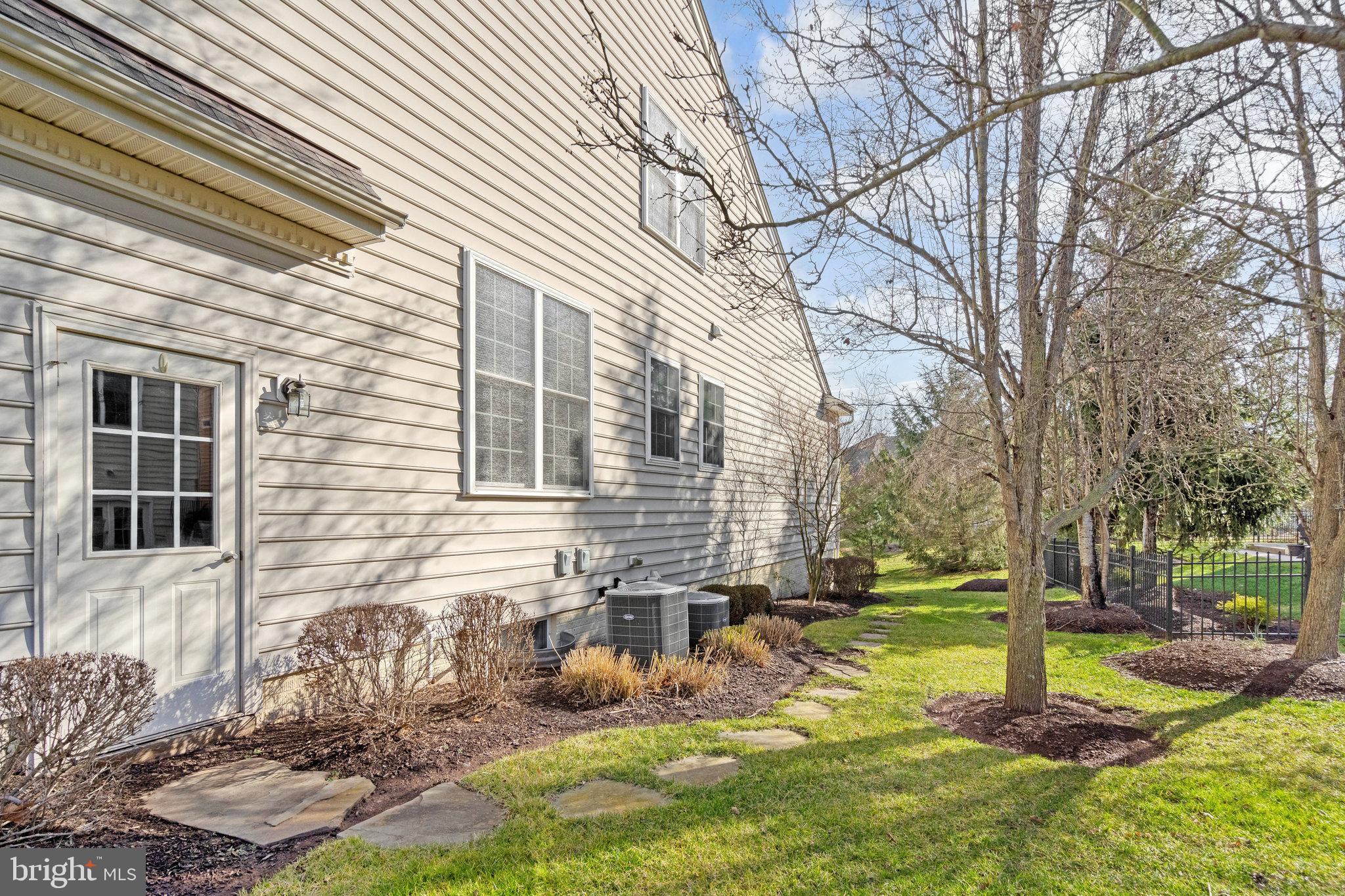 REGENCY AT DOMINION VALLEY - Residential