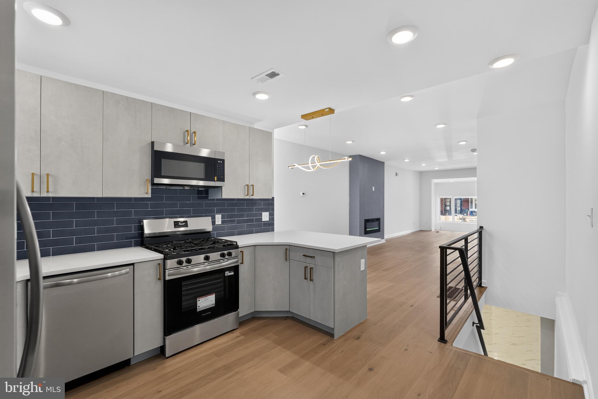 OVERBROOK - Residential