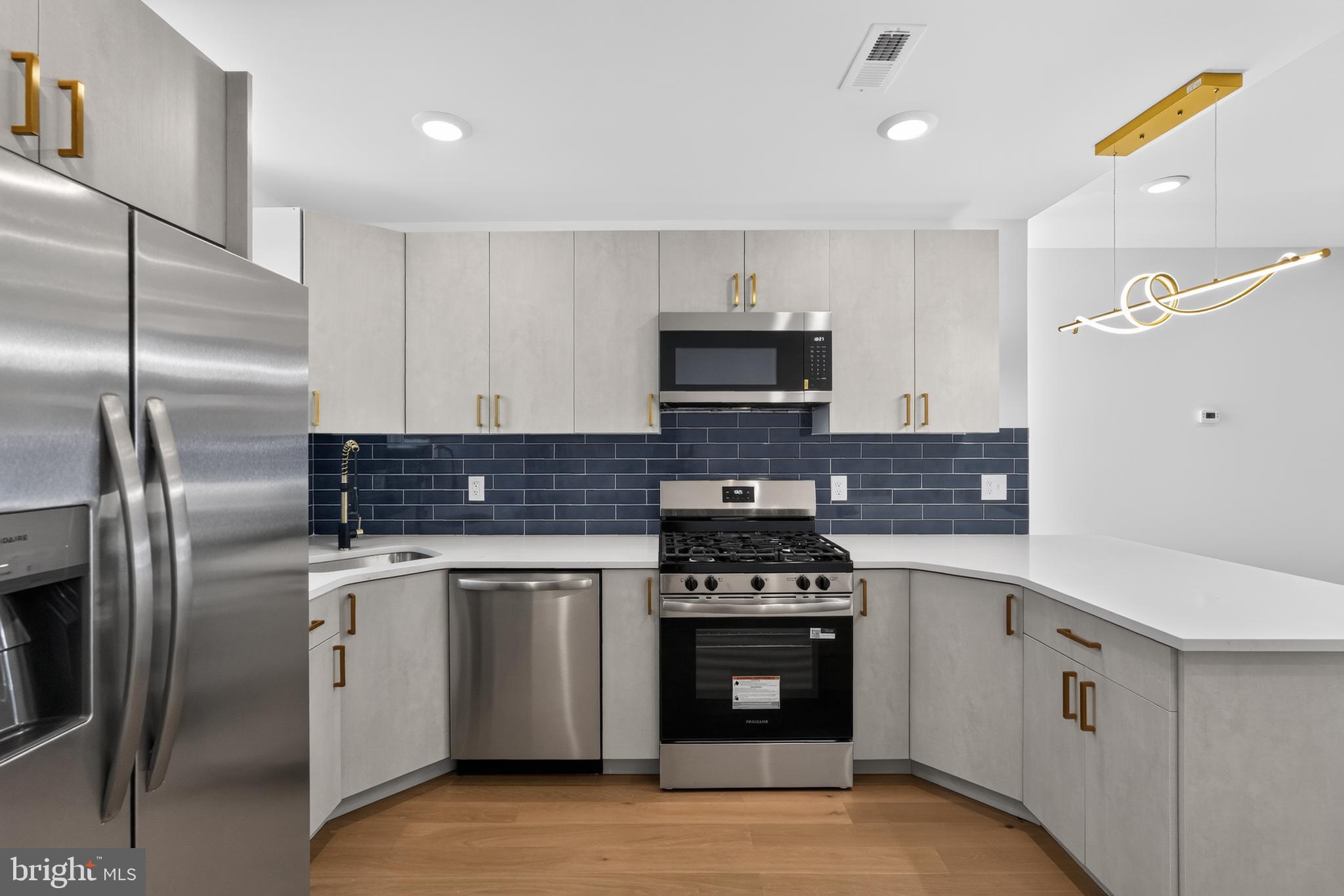 OVERBROOK - Residential