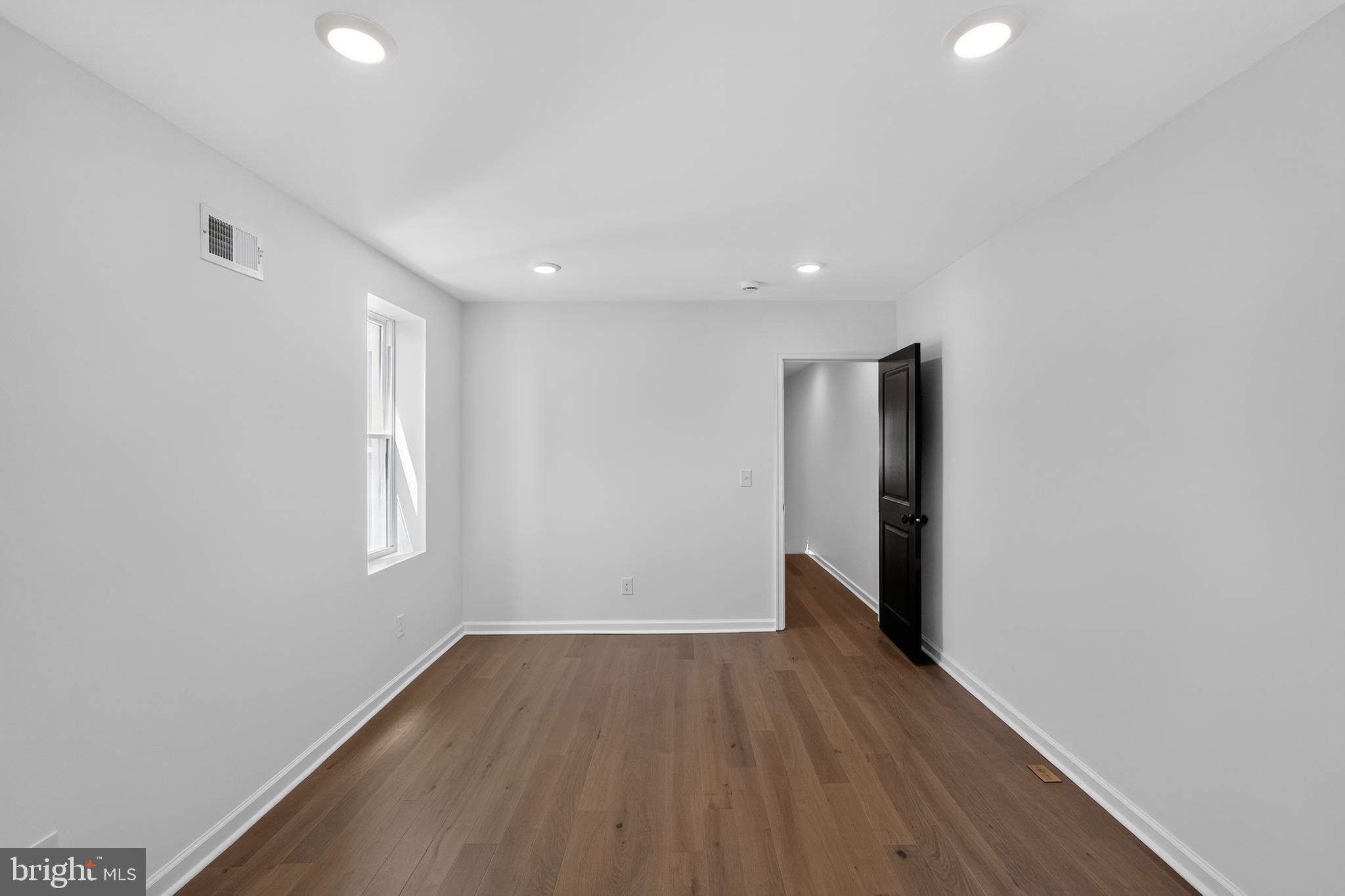 OVERBROOK - Residential