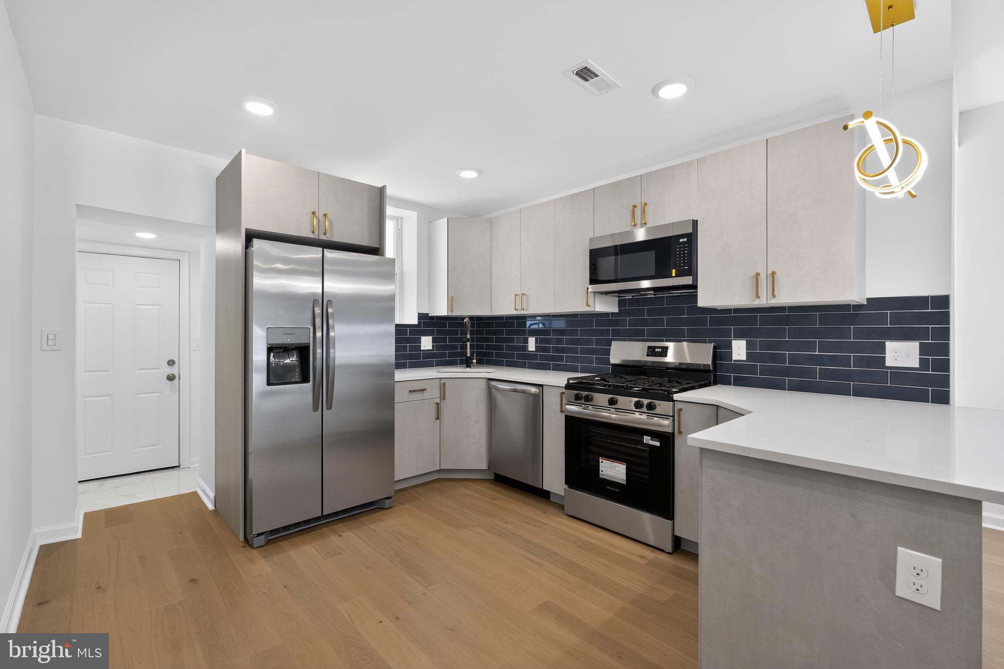 OVERBROOK - Residential