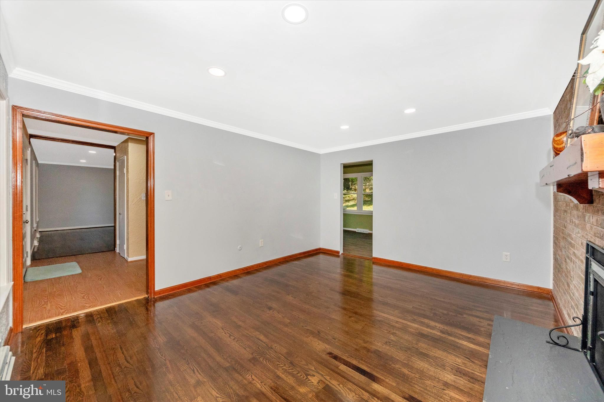 STONEGATE - Residential