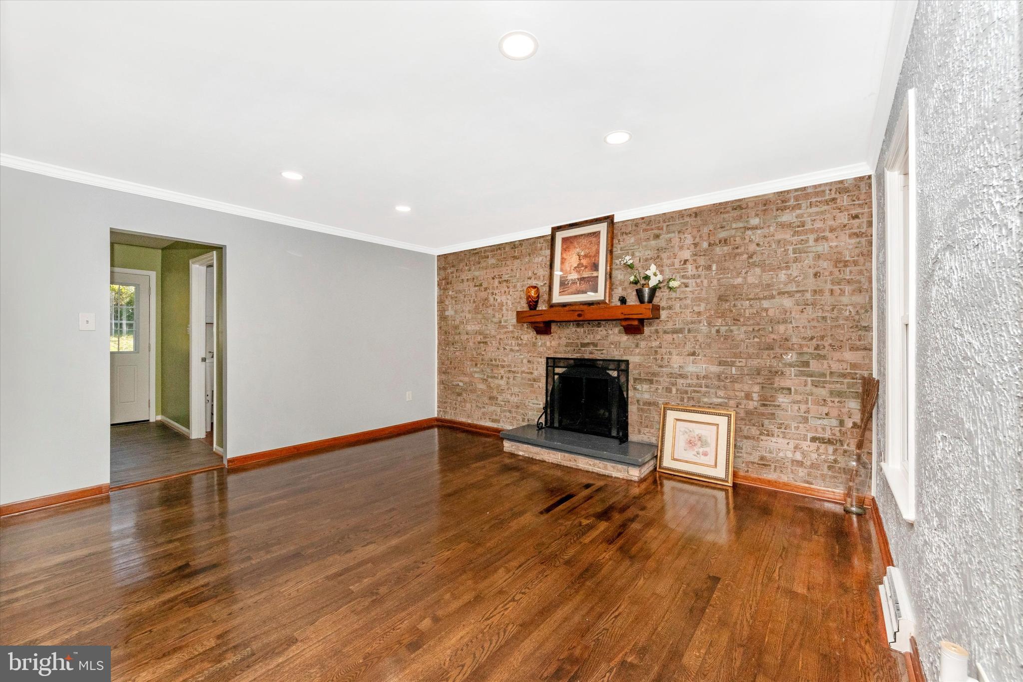 STONEGATE - Residential