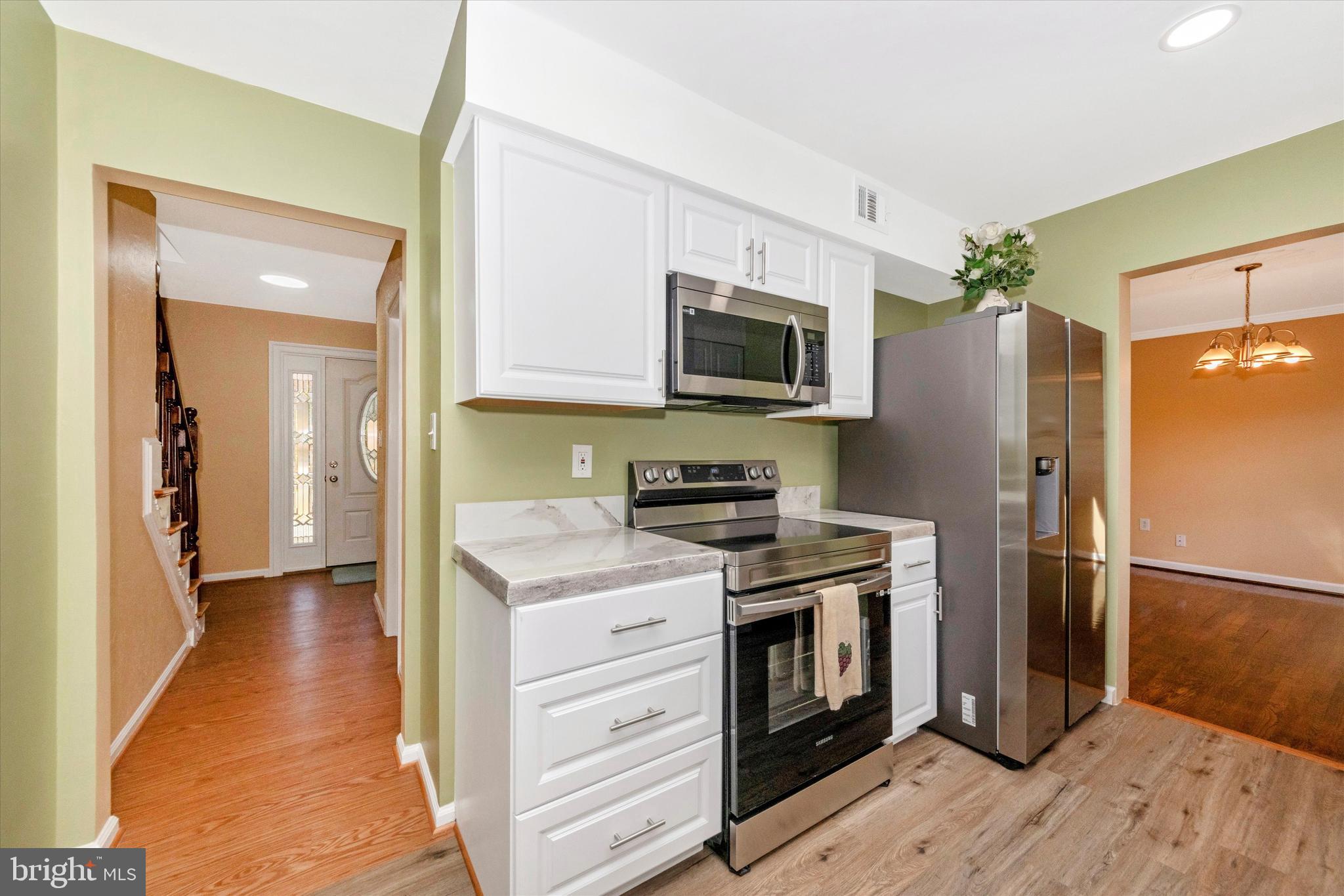 STONEGATE - Residential