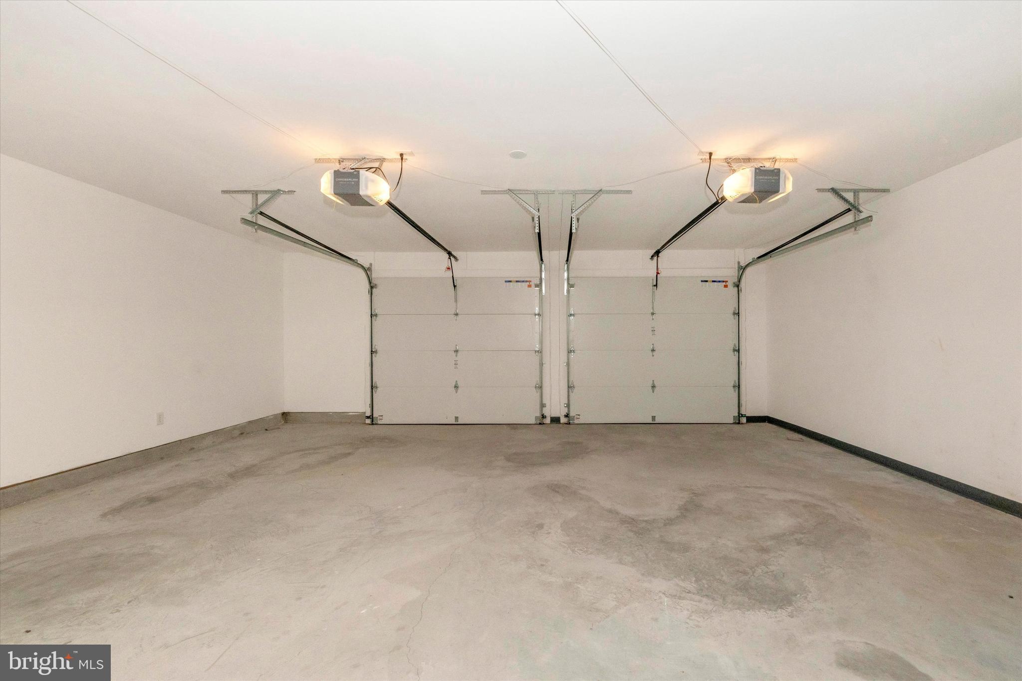 STONEGATE - Residential