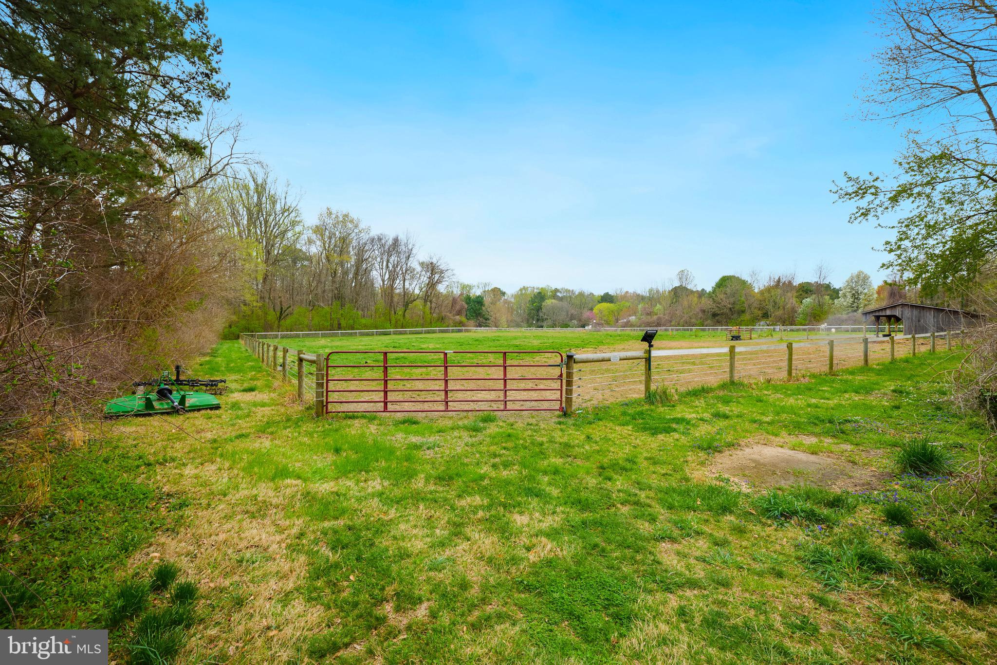 EASTON - Farm