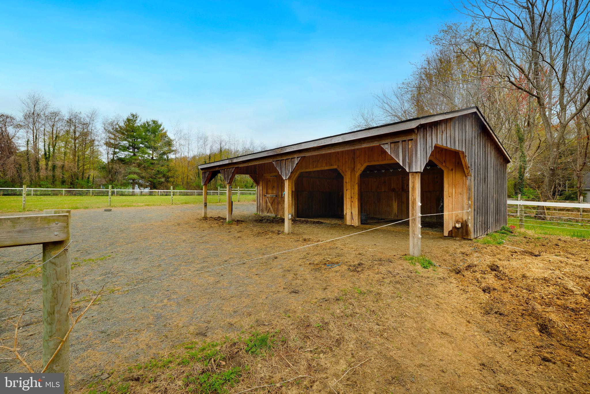 EASTON - Farm