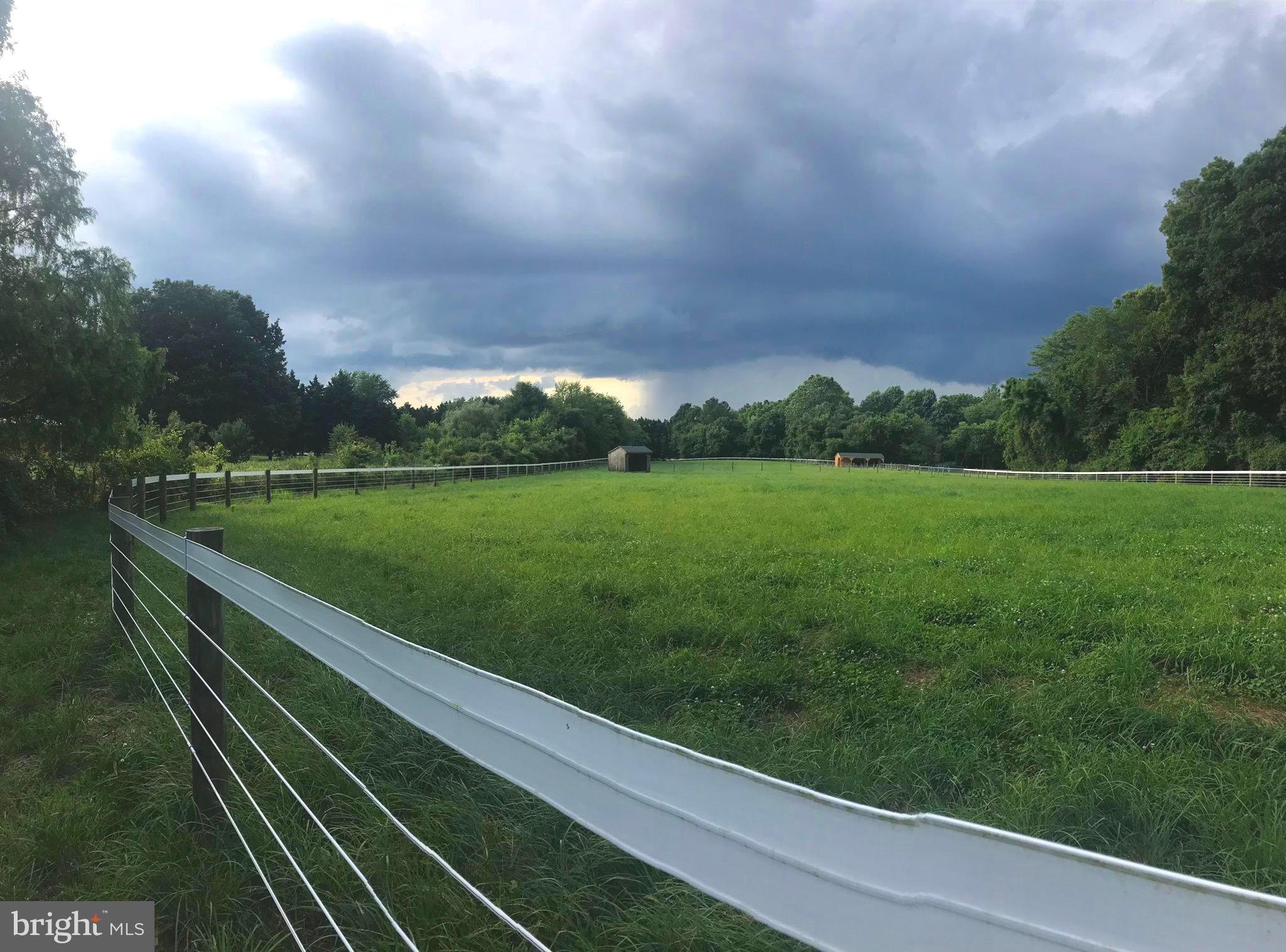 EASTON - Farm