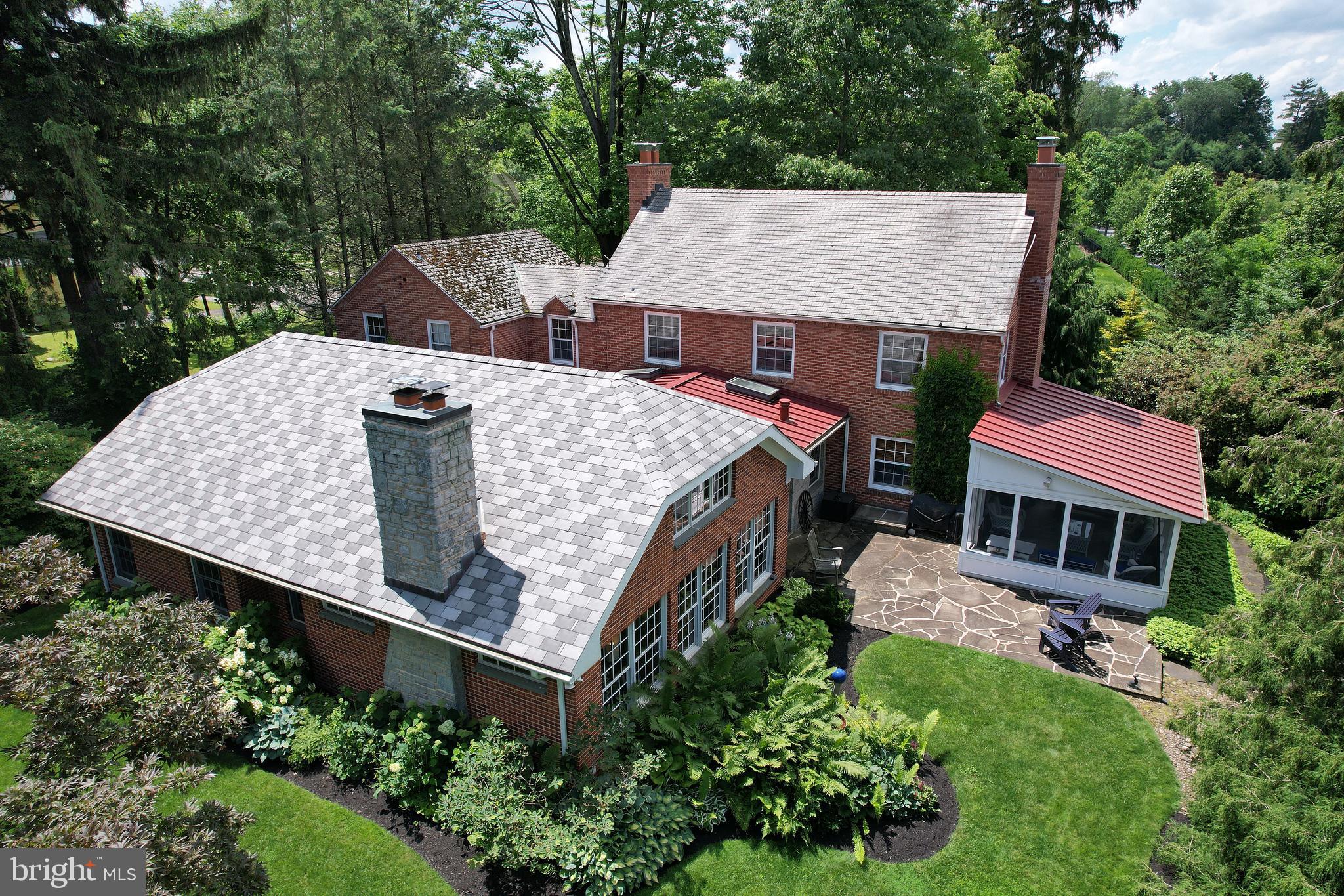 COLLEGE HEIGHTS - Residential