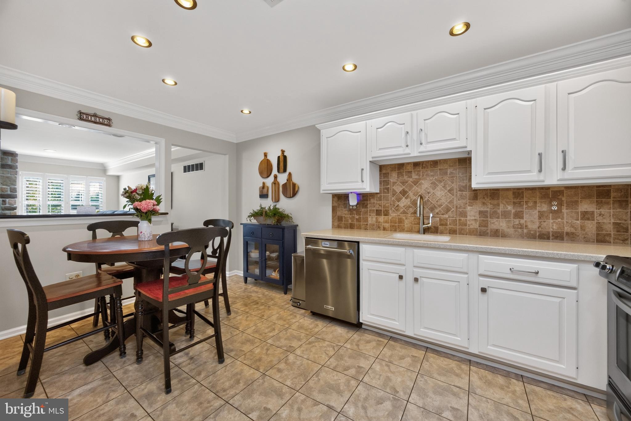 FOX RIDGE - Residential