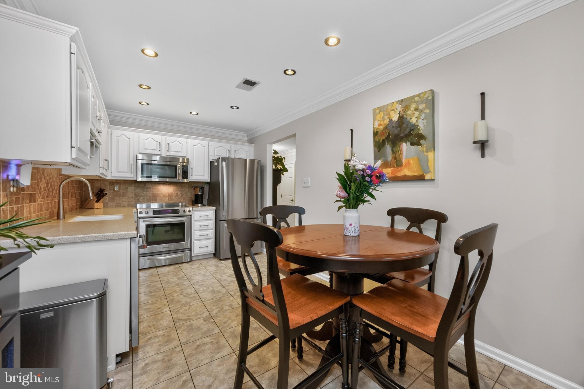 FOX RIDGE - Residential
