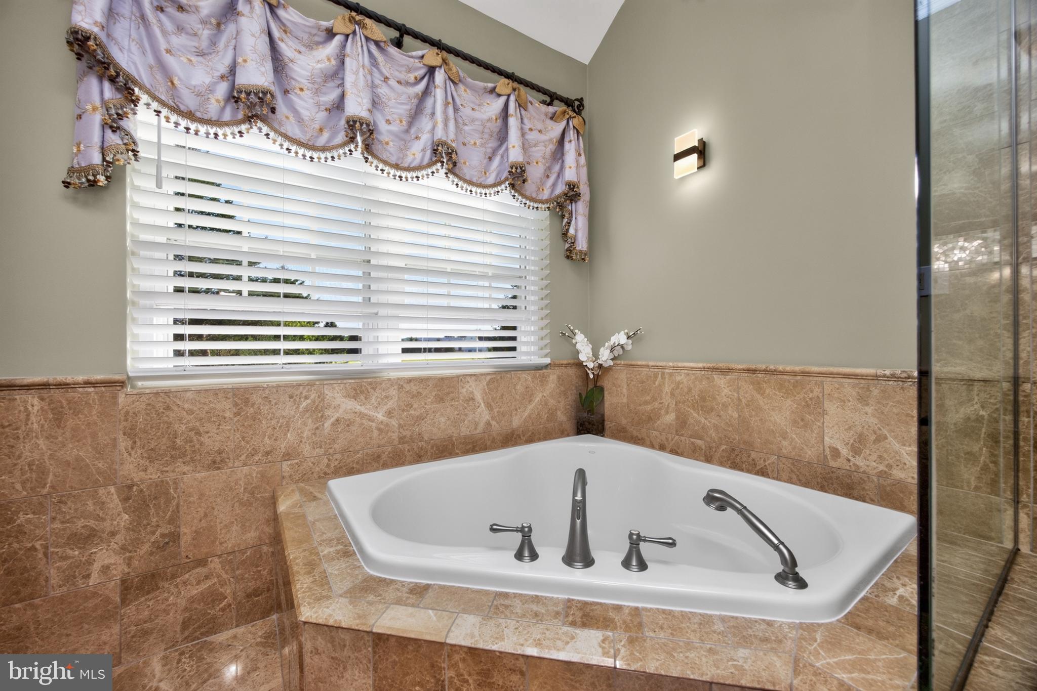 FOX RIDGE - Residential