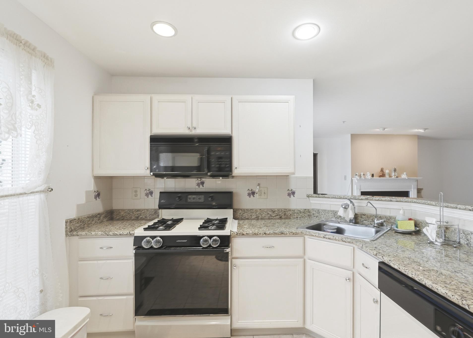 BERWICK PL - Residential