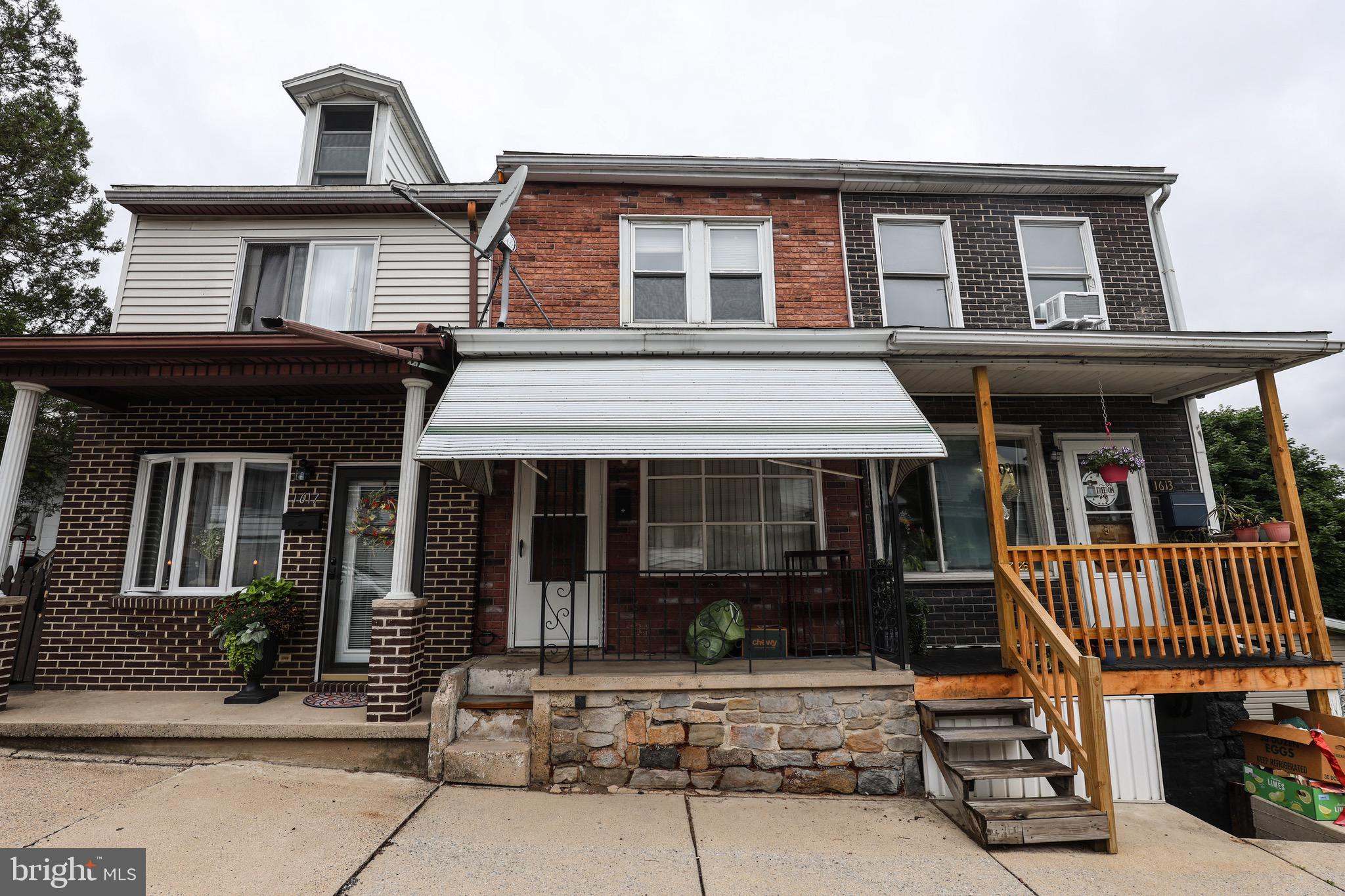 2 Bedroom, 1.5 Bathroom Home in Ashland PA.  Move in ready!  Home features a bar/entertainment room in basement that could be a future 3rd bedroom.  Electric Heat.  Perfect starter home or add to your investment portfolio.  Call today for info!