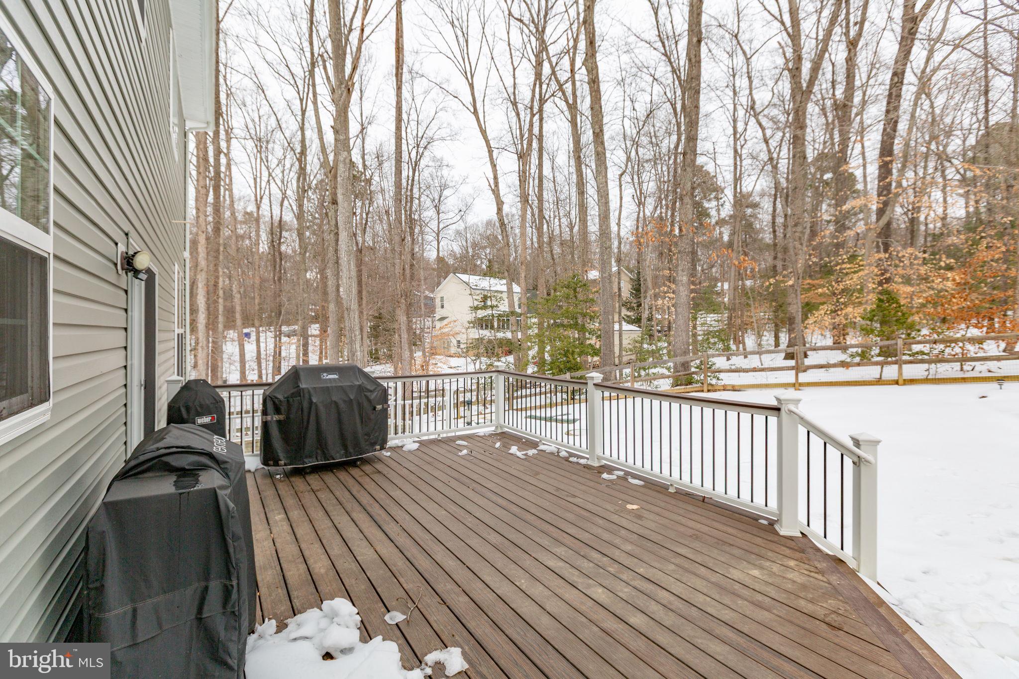 PRESIDENTIAL LAKES - Residential