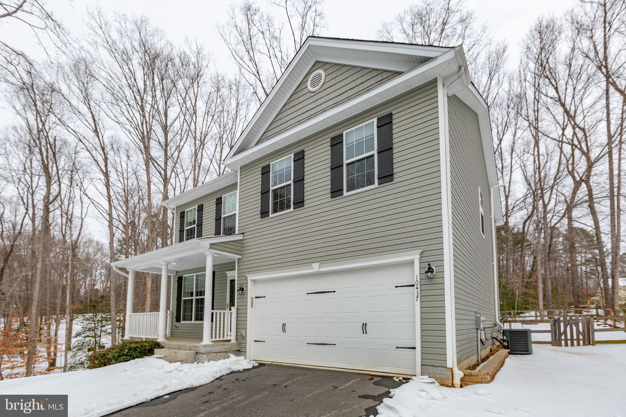 PRESIDENTIAL LAKES - Residential
