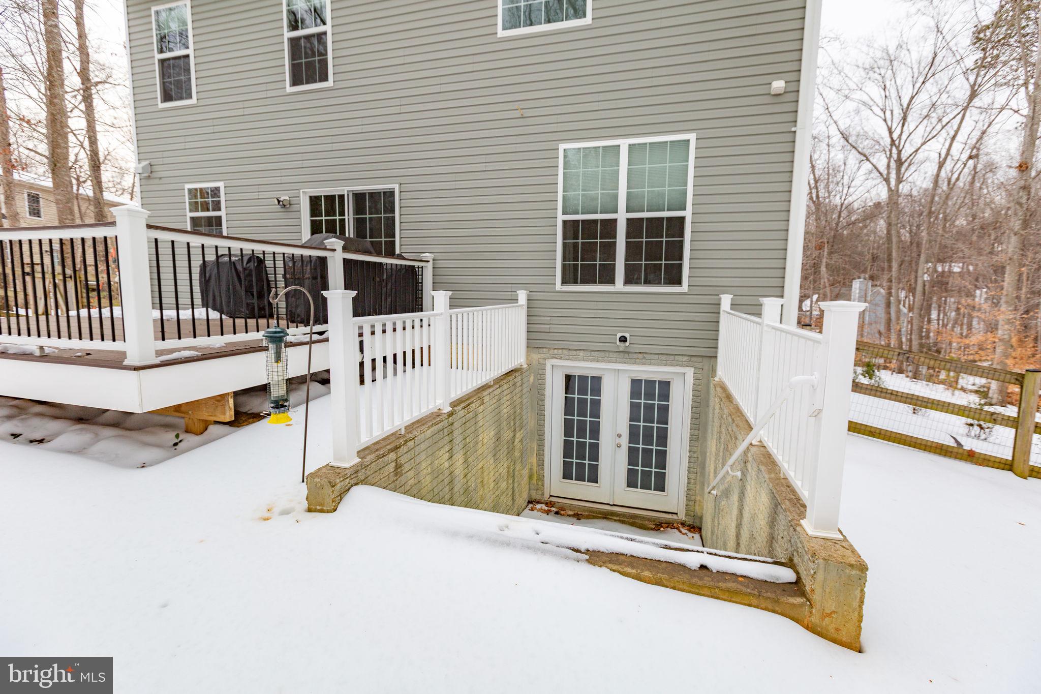 PRESIDENTIAL LAKES - Residential