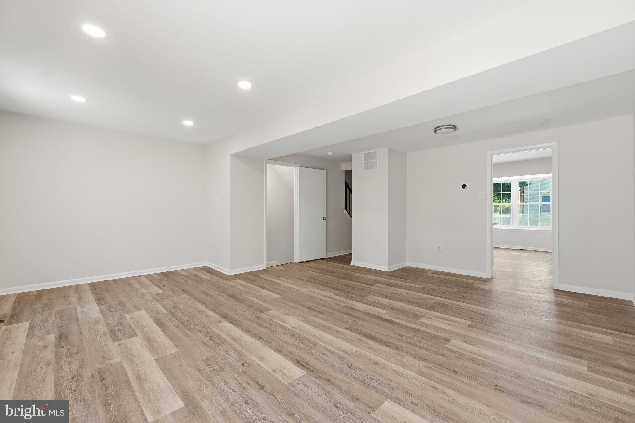 ASHFORD - Residential