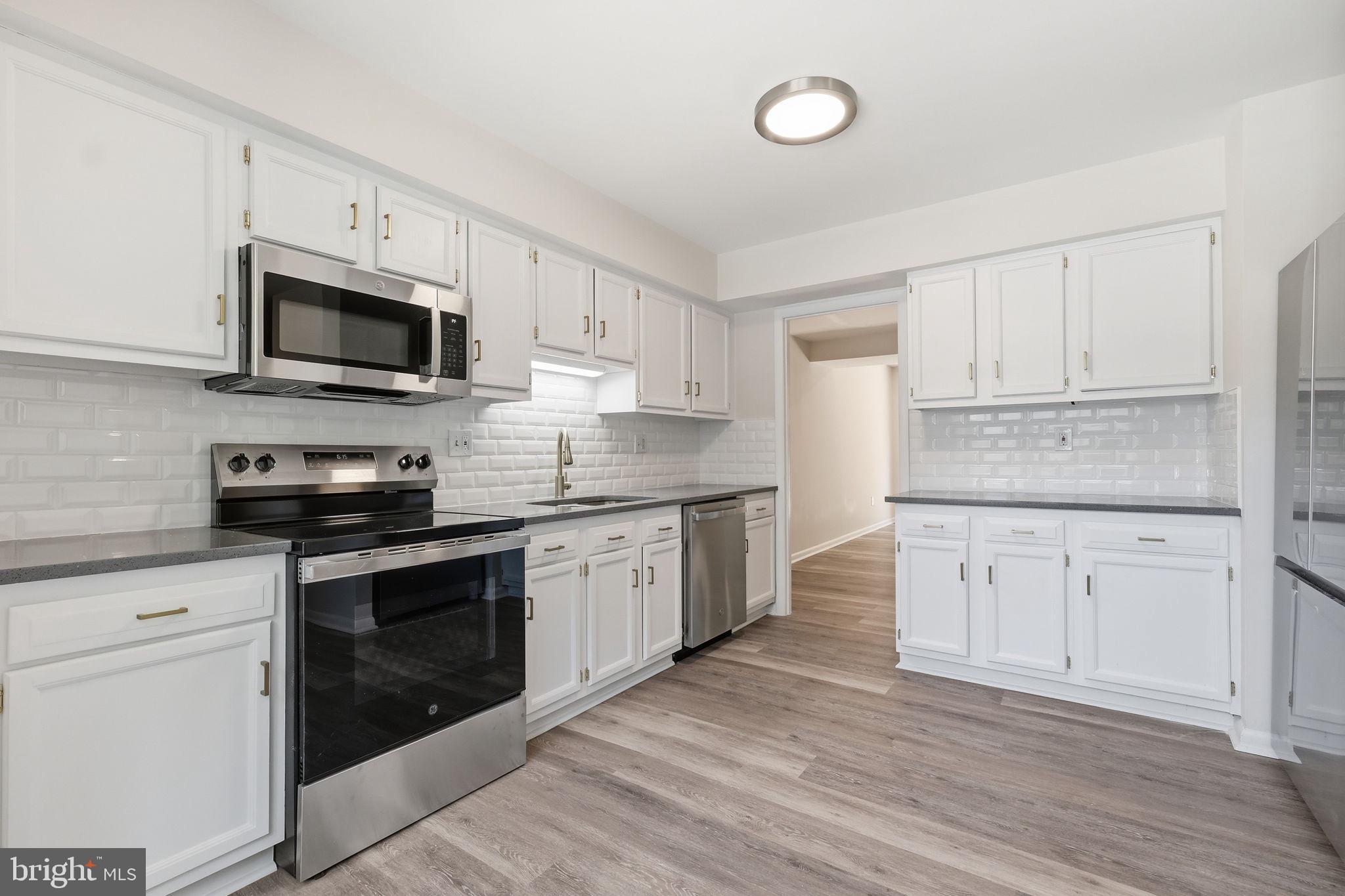 ASHFORD - Residential